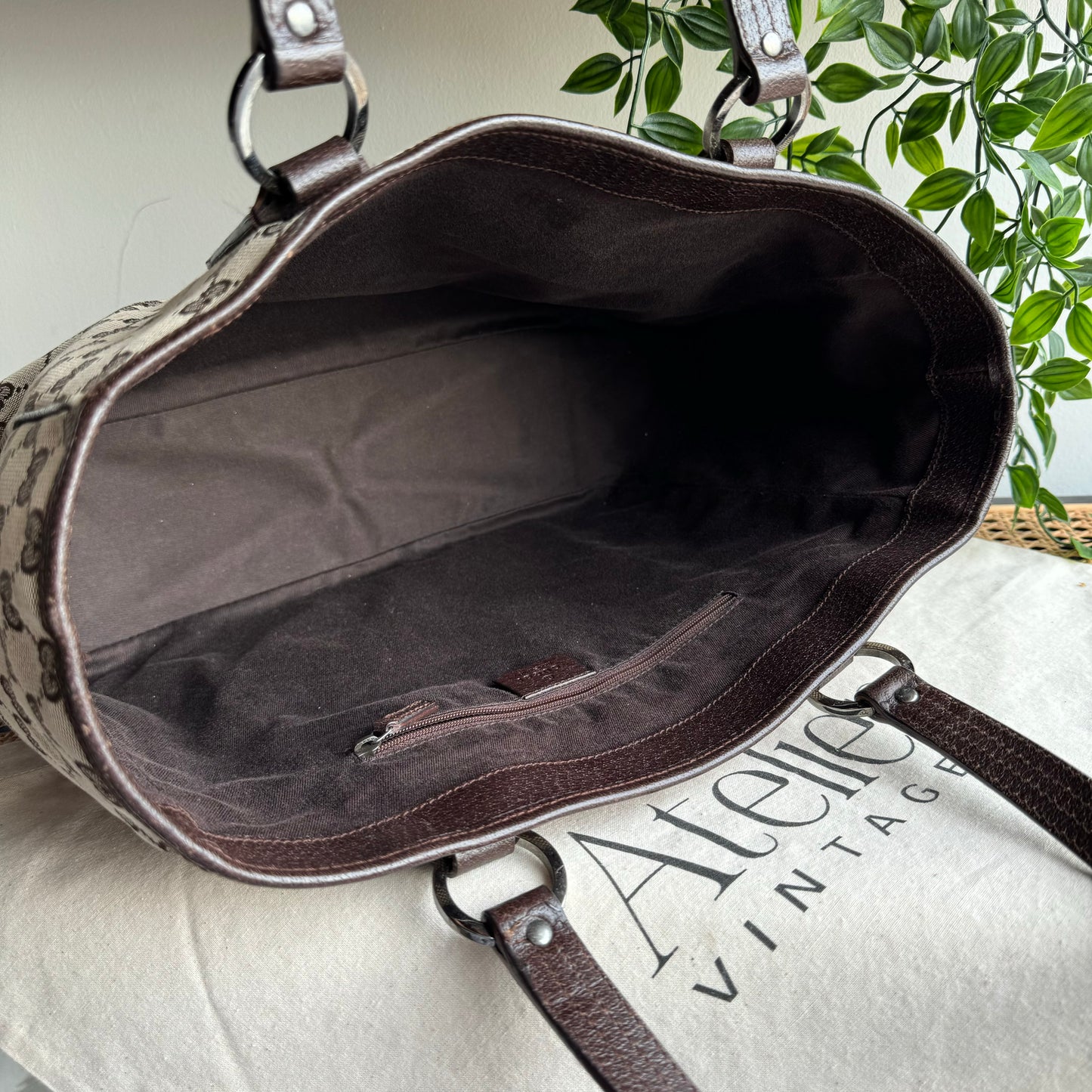 Gucci Vintage Shoulder Tote