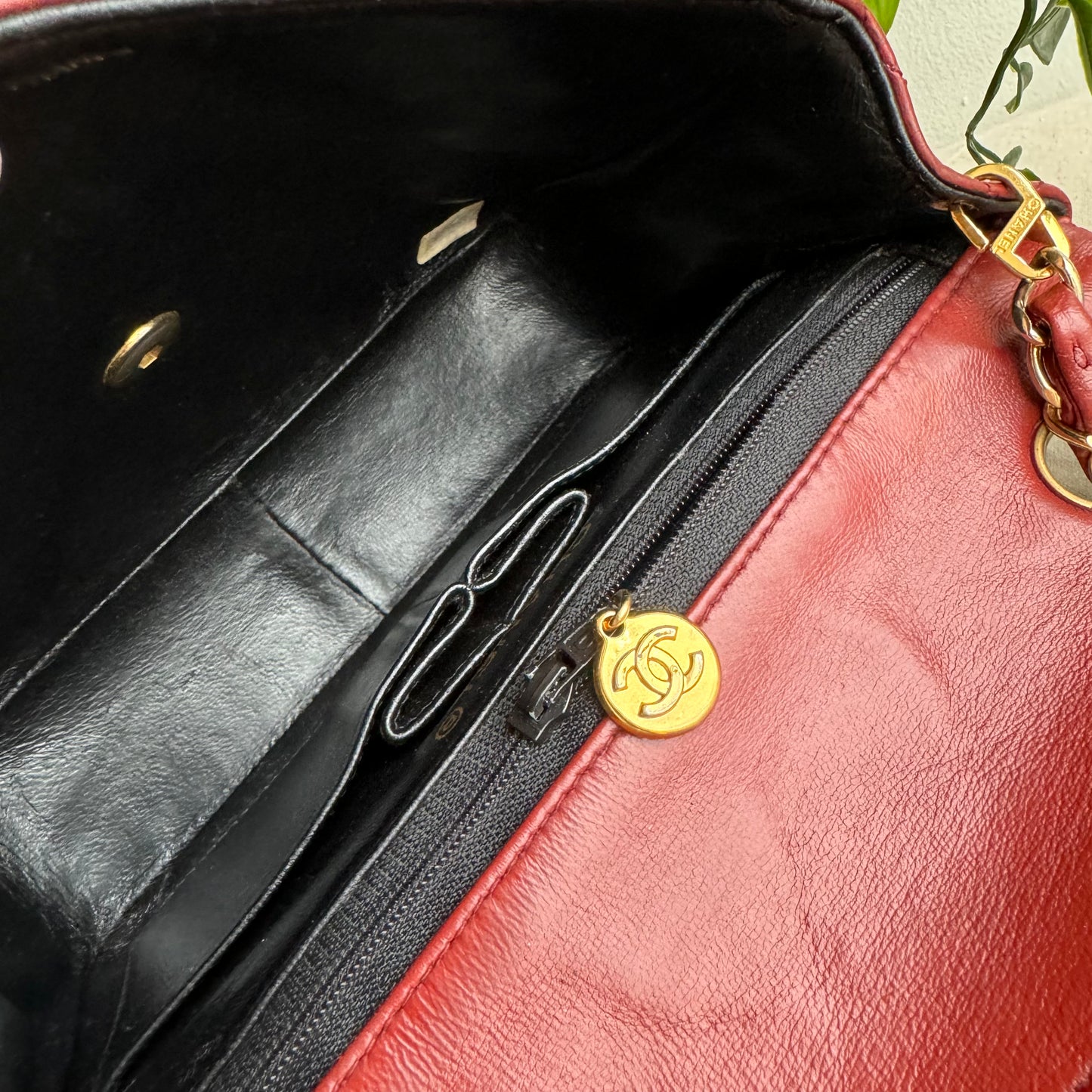 Chanel 1989 Bordeaux Red Classic Single Flap Medium