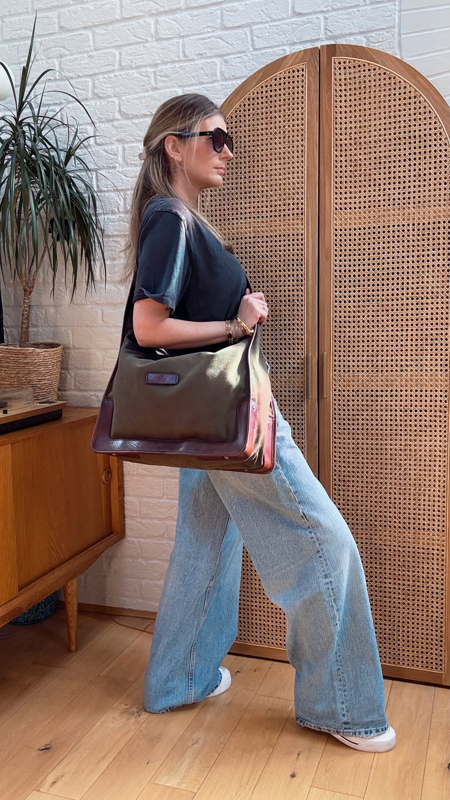 Gucci 2000s Sling Style Shoulder/ Cross Body Bag