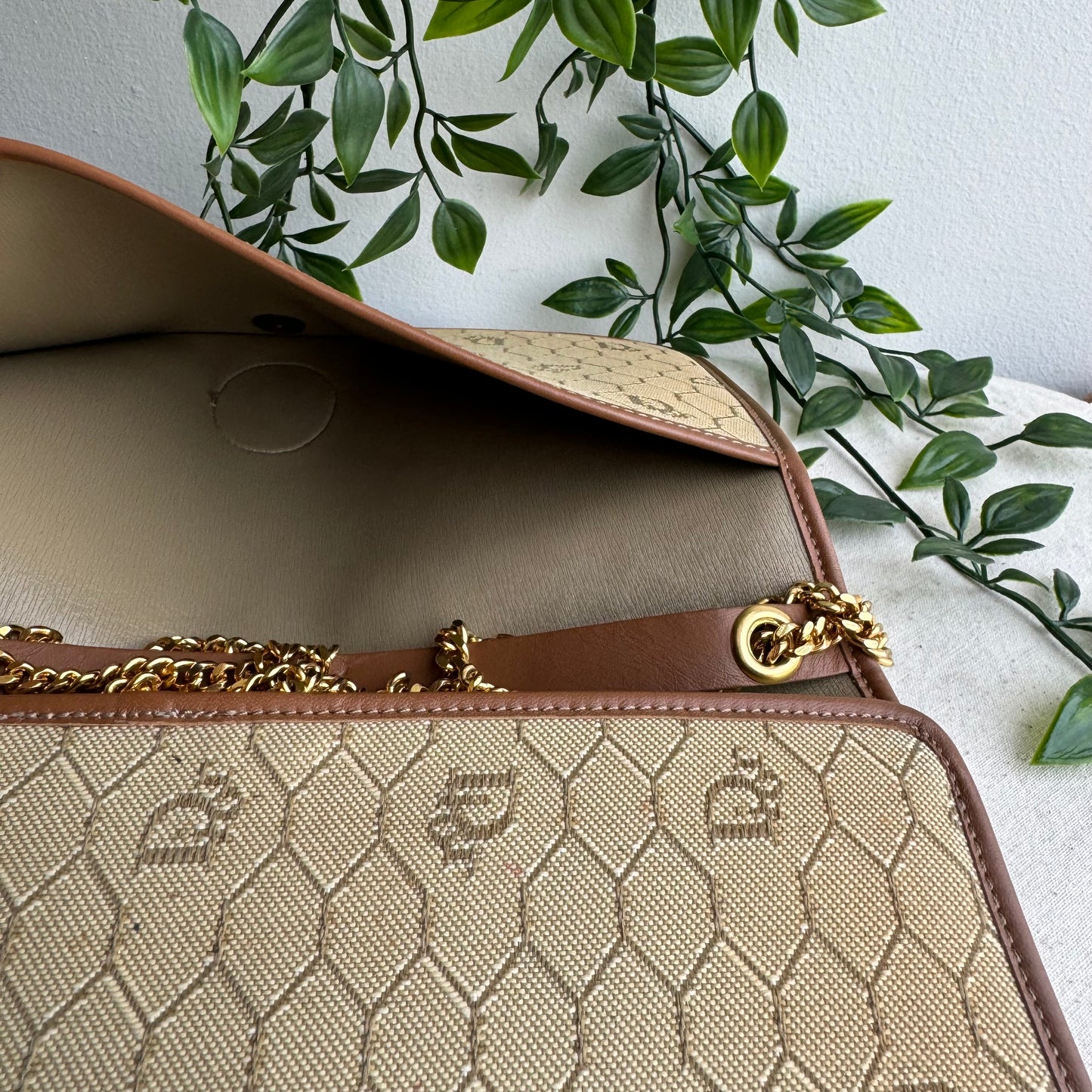 Dior 1980s Beige Honeycomb Two Way Chain Strap Bag