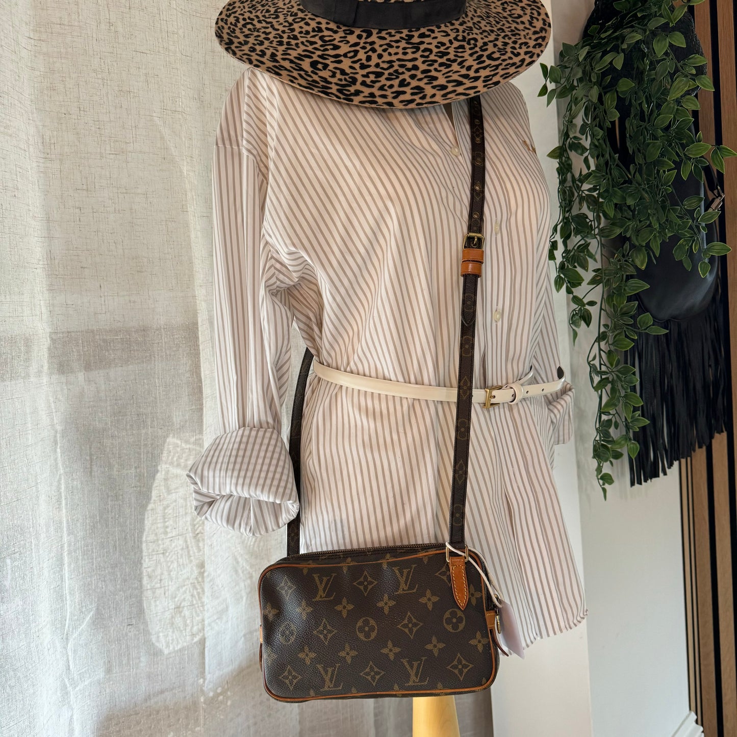 Louis Vuitton 1996 Pochette Marly Bandouliere