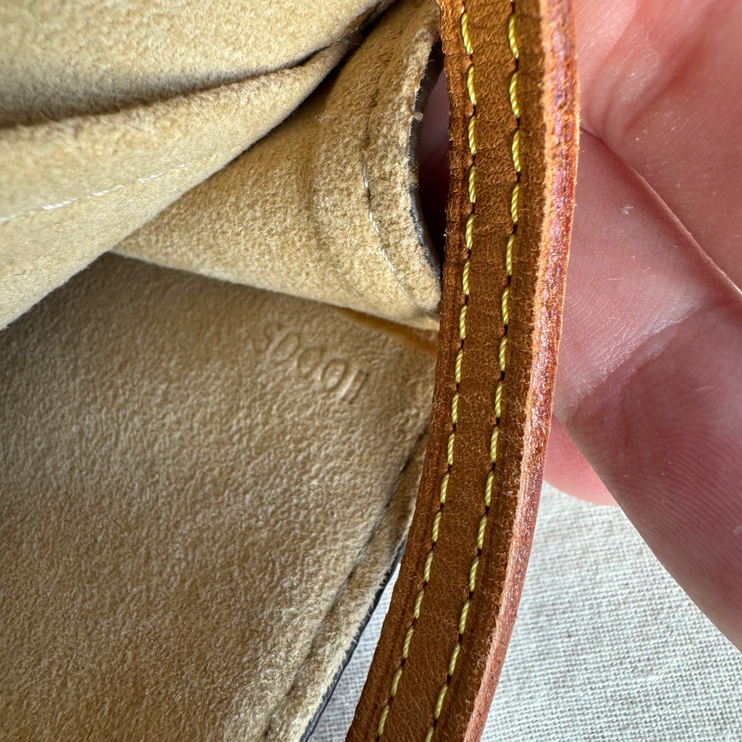 Louis Vuitton 2000 Two Way Pochette GM