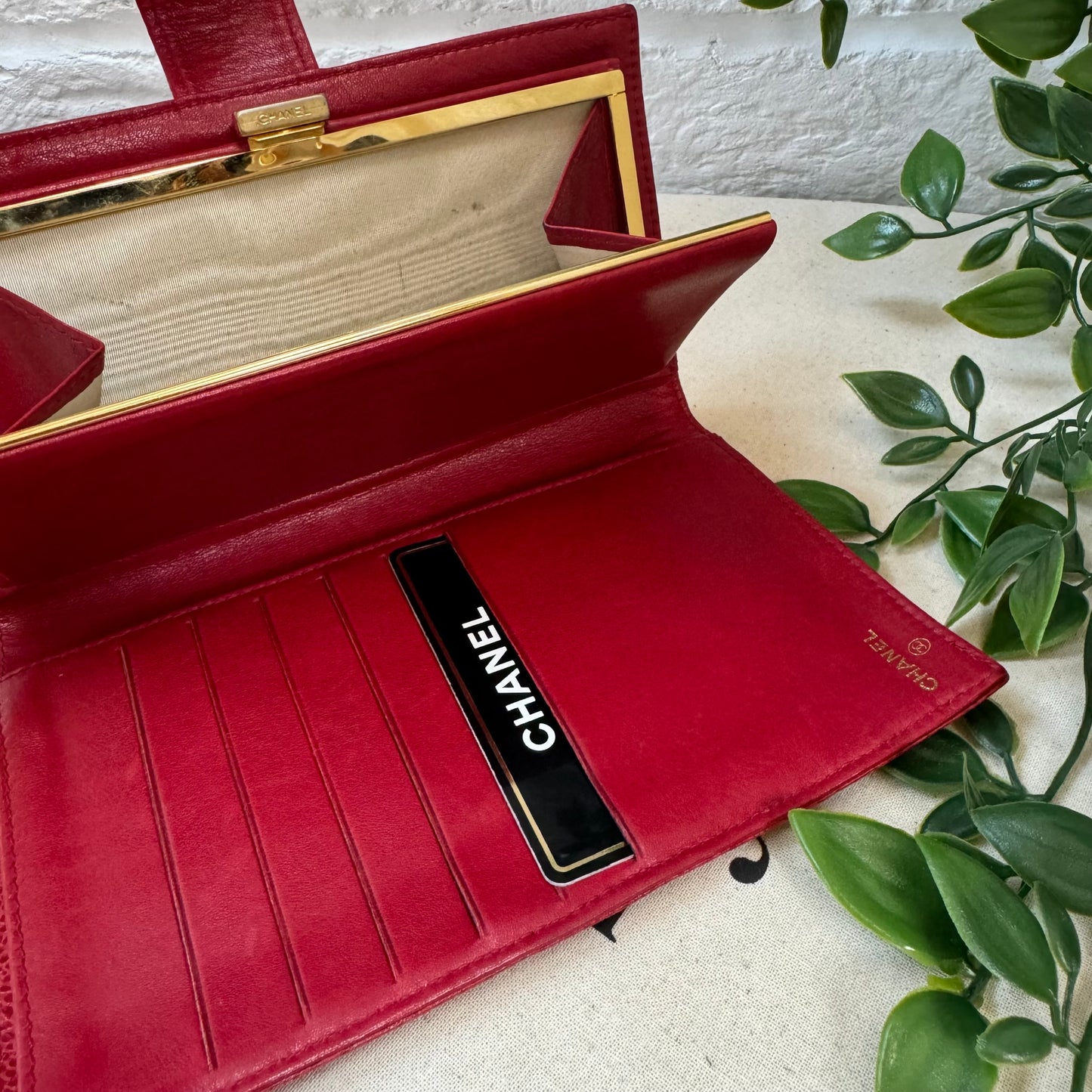 Chanel 1991 Caviar Leather Kiss Lock Purse