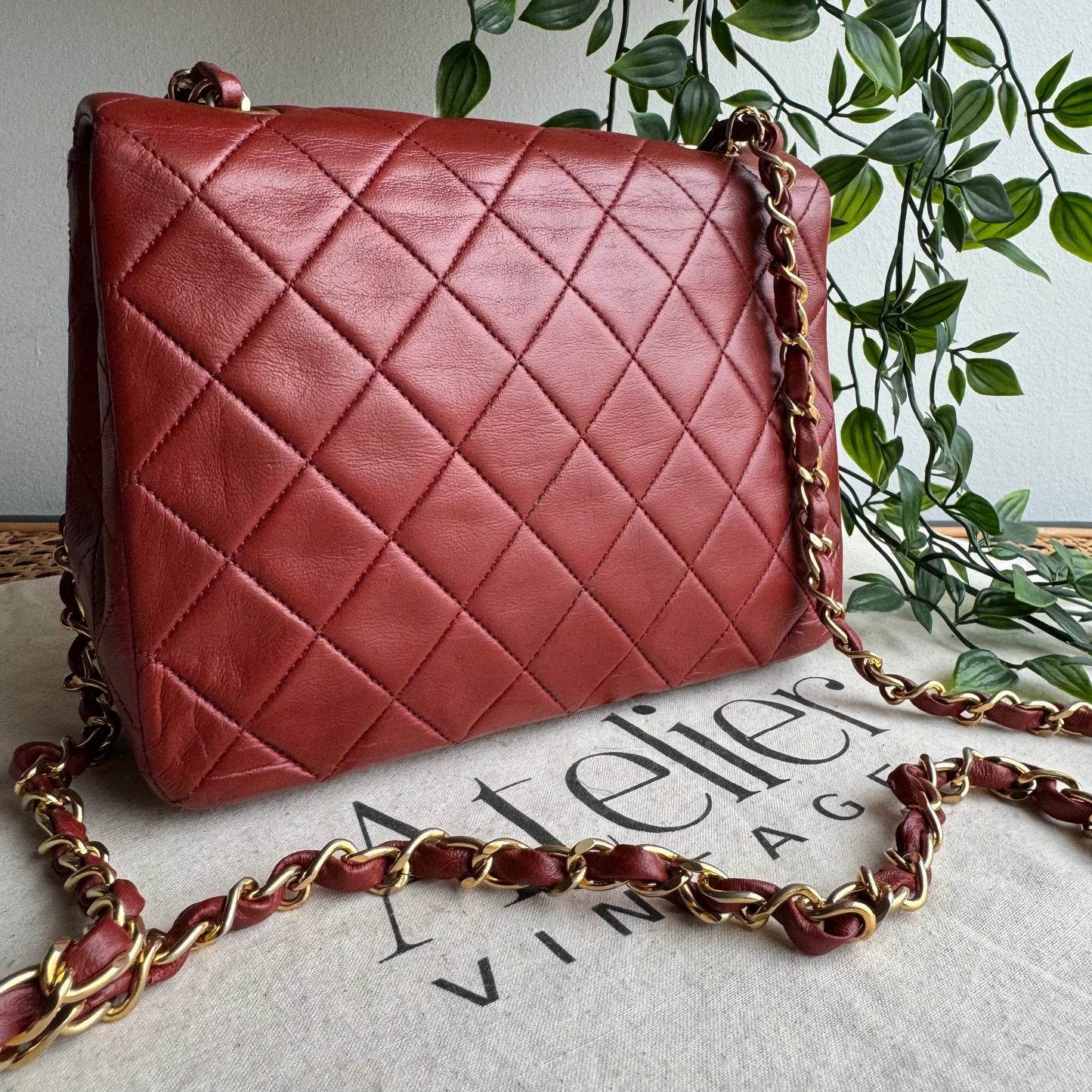Chanel 1989 Bordeaux Red Classic Single Flap Medium