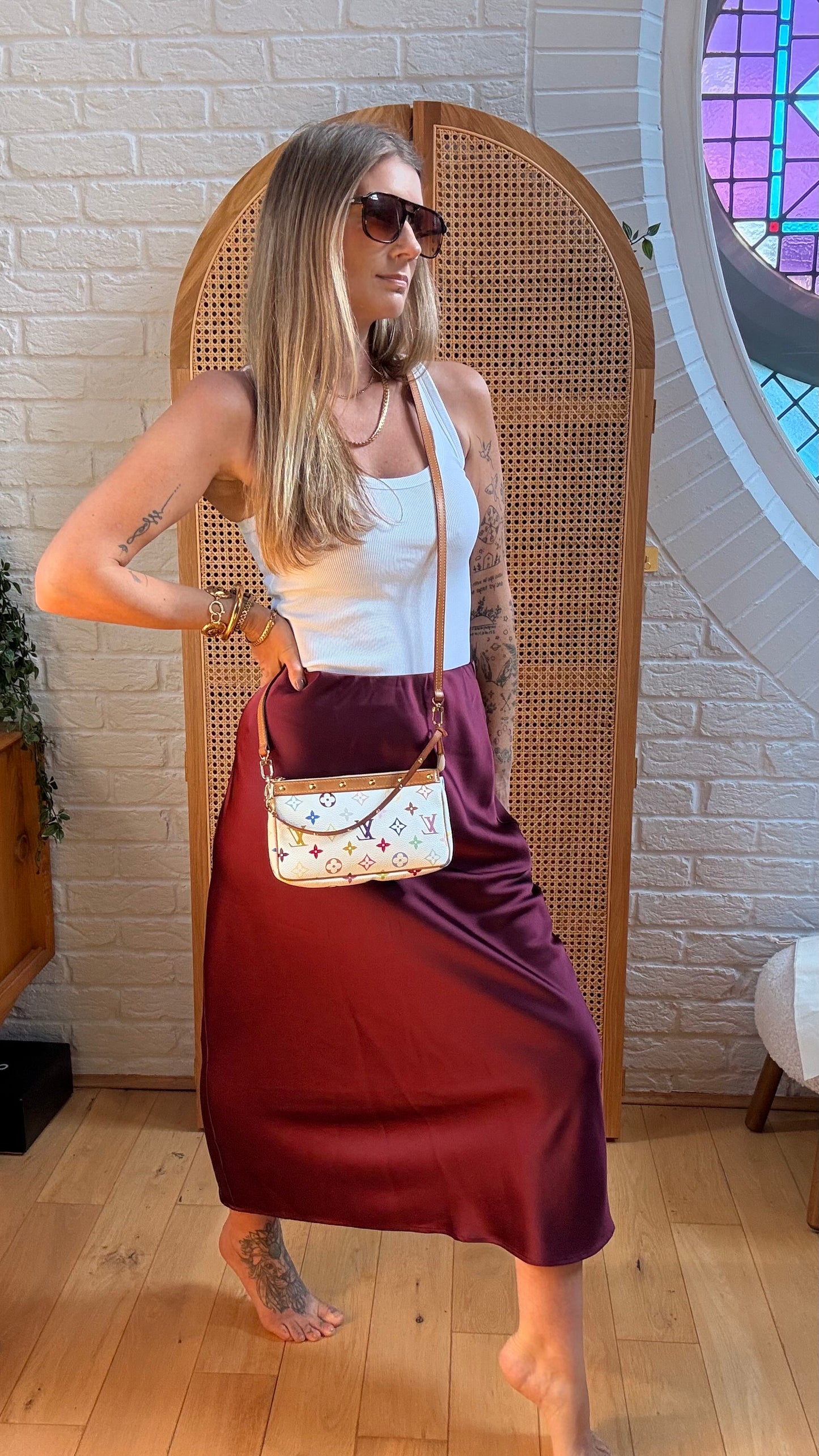 Louis Vuitton 2003 Murakami white Multi Color Pochette Accesssoires with cross body strap