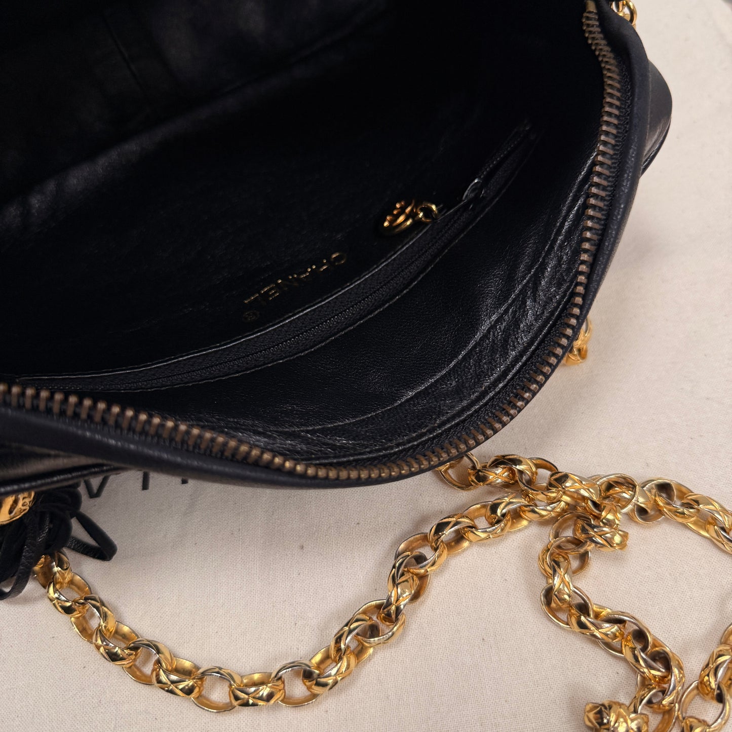 Chanel 1991 Rare Turnlock Camera Bag with bijoix chain in black Lambskin leather and 24k gold hardware