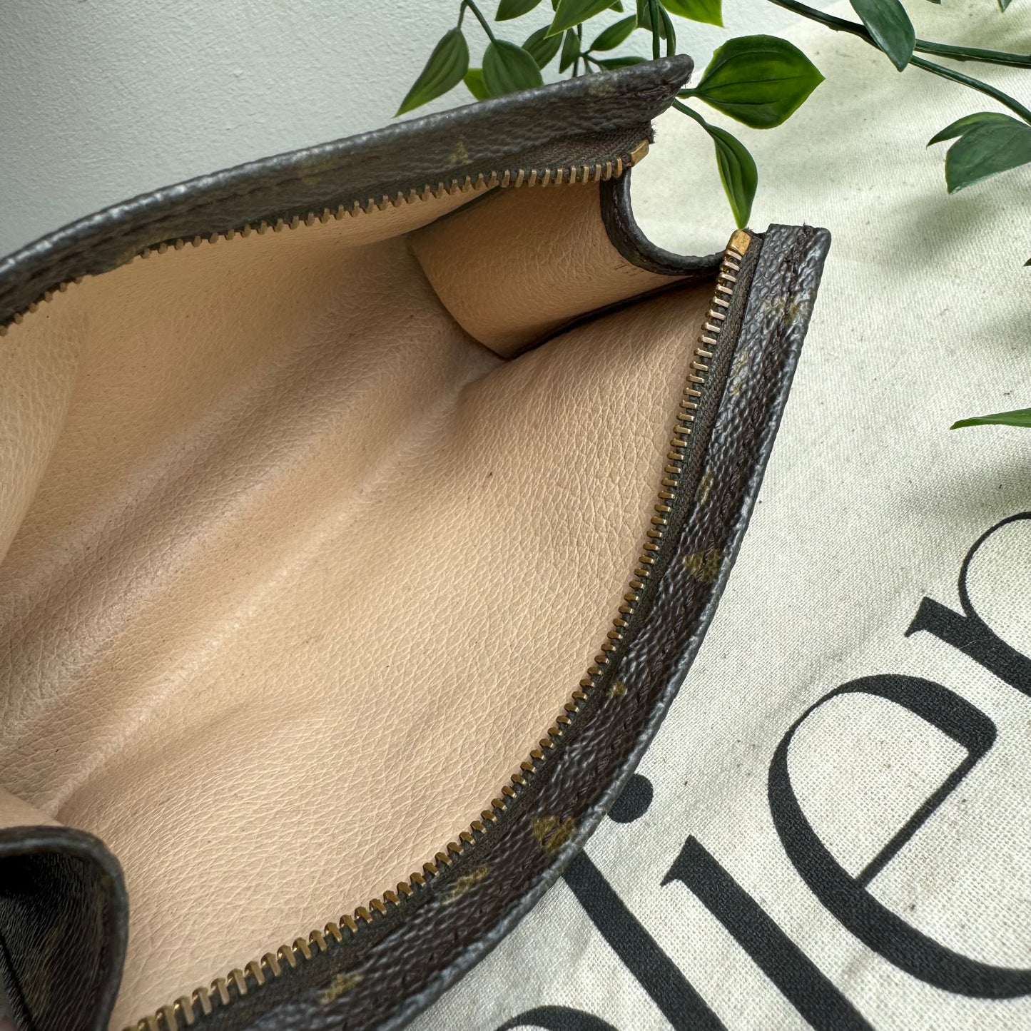 Louis Vuitton Monogram Pouch