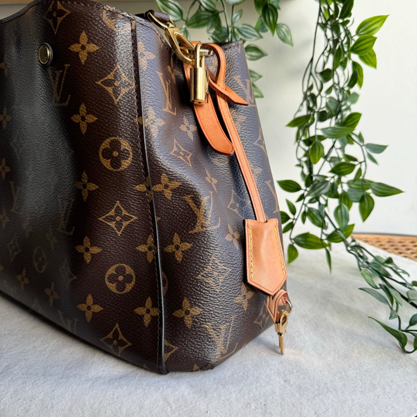 Louis Vuitton 2019 Montaigne MM