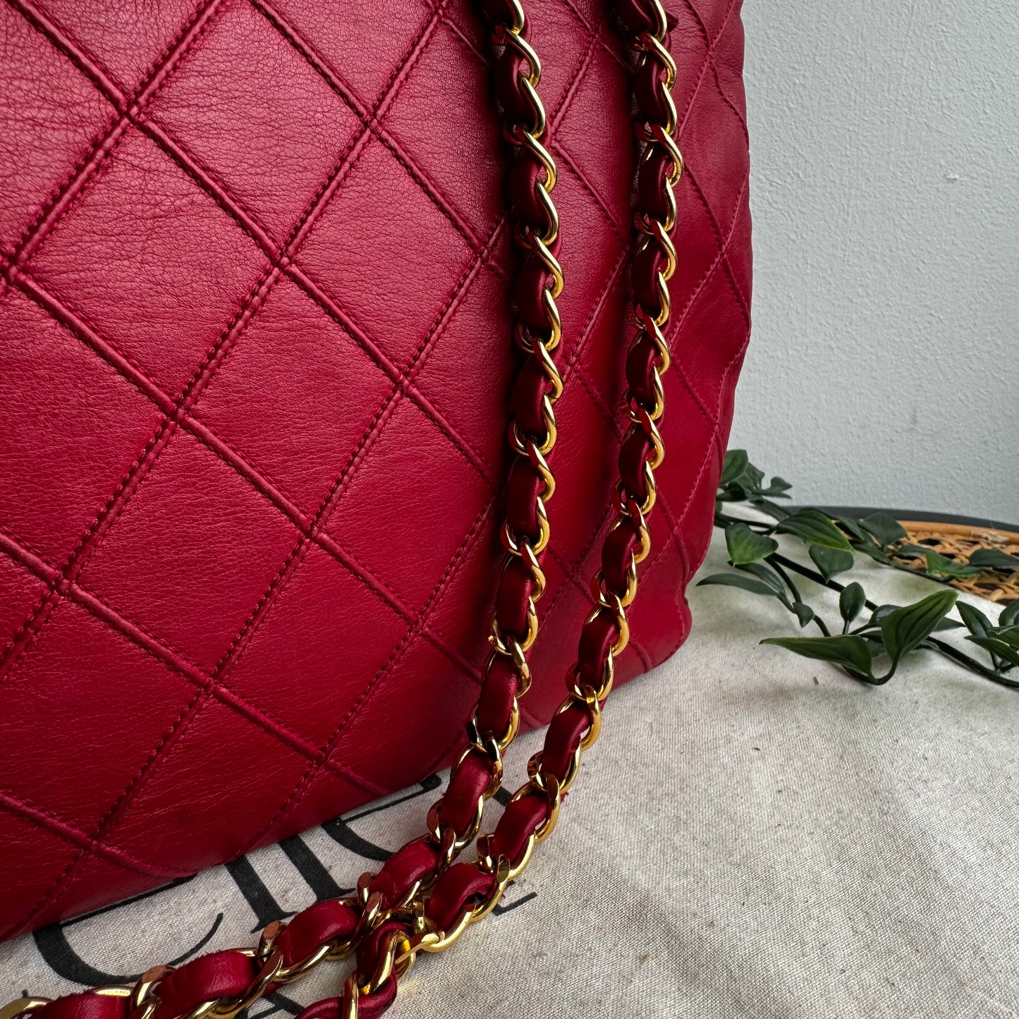 Chanel 1986 Vintage Tote