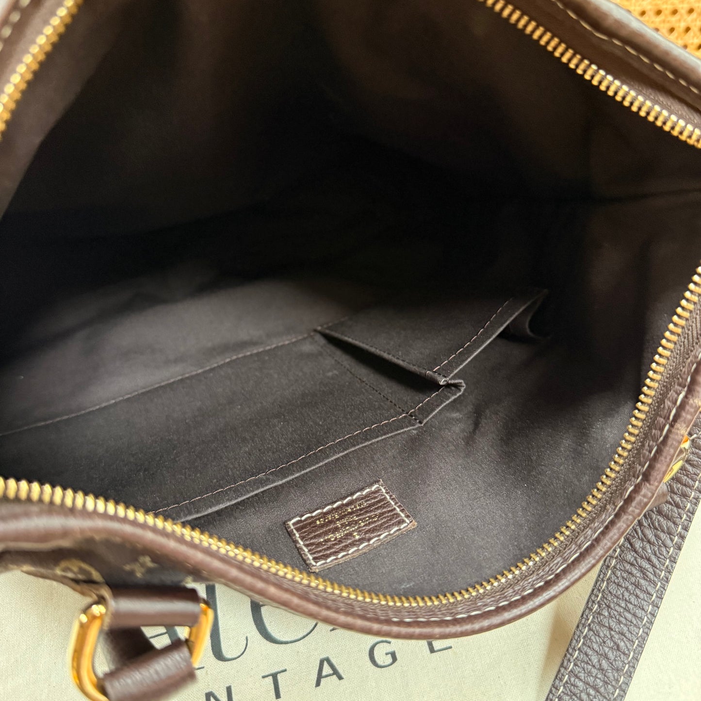 Louis Vuitton 2006 Besace Angele Two Way Idylle