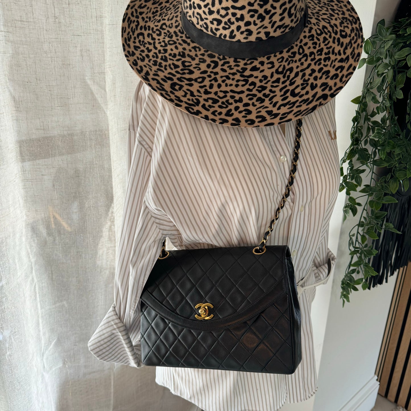 Chanel 1986 Curved Single Flap