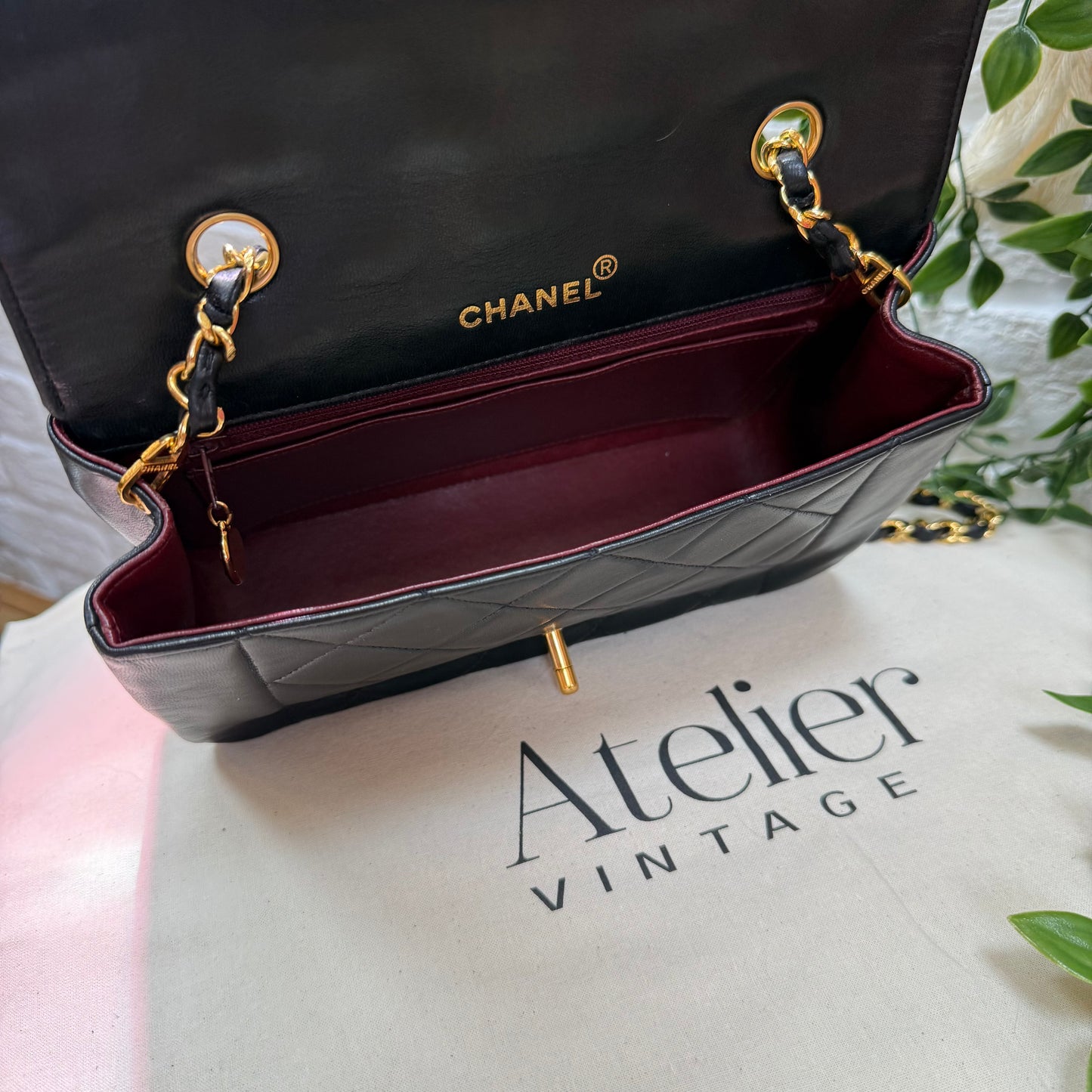 Chanel 1991 Vintage Classic Diana Small