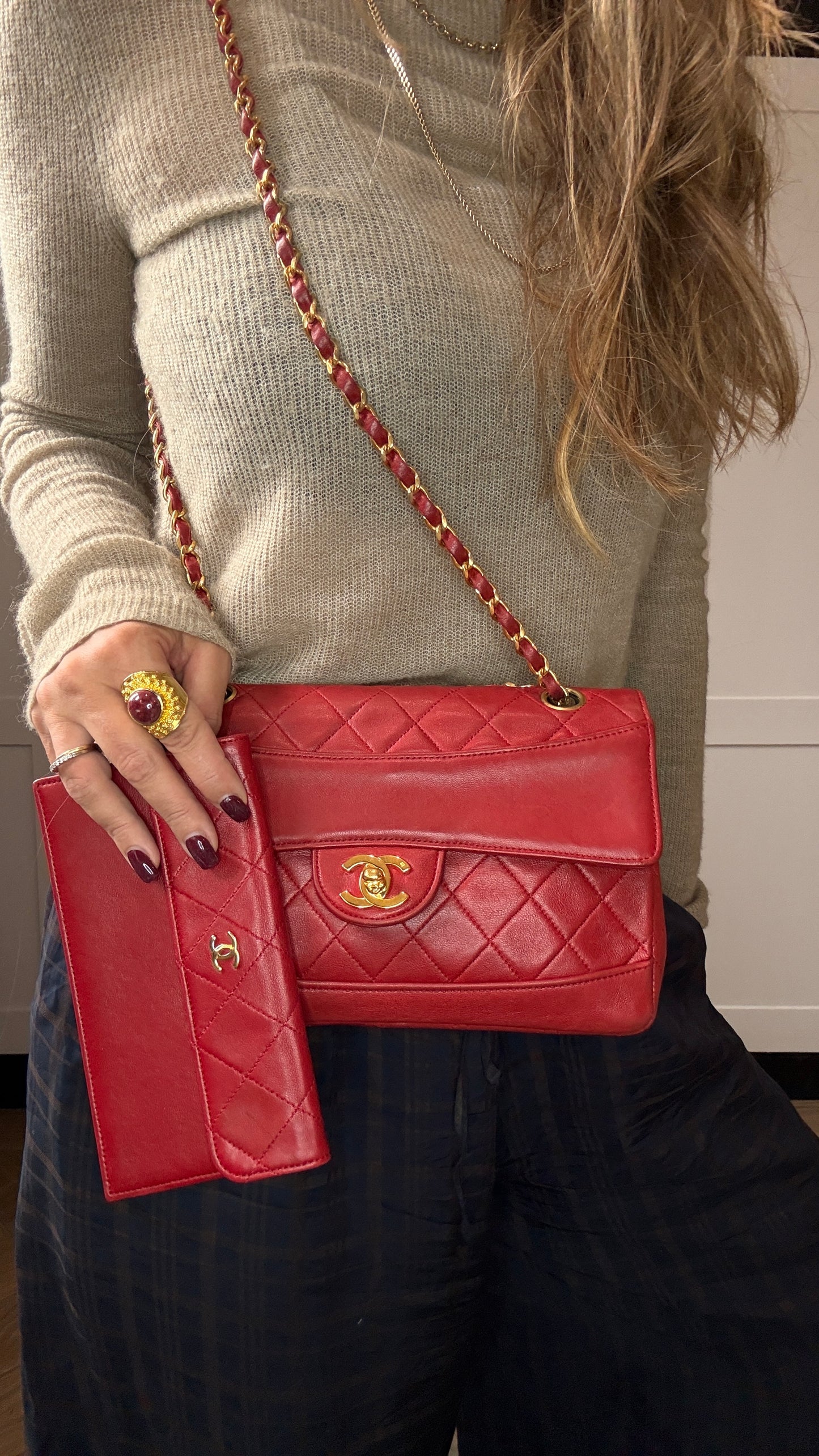 Chanel 1989 Red Classic Single Flap with purse