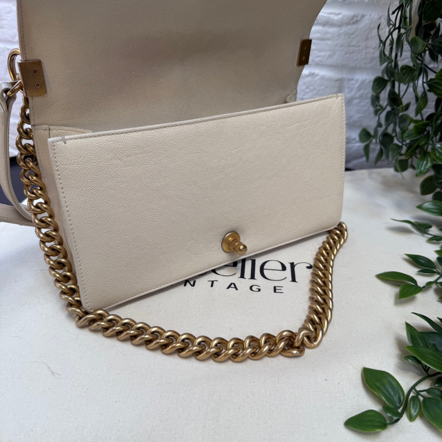 Chanel 2019 Rare Le Boy Ivory Beige Caviar Leather in Diamond Quilt