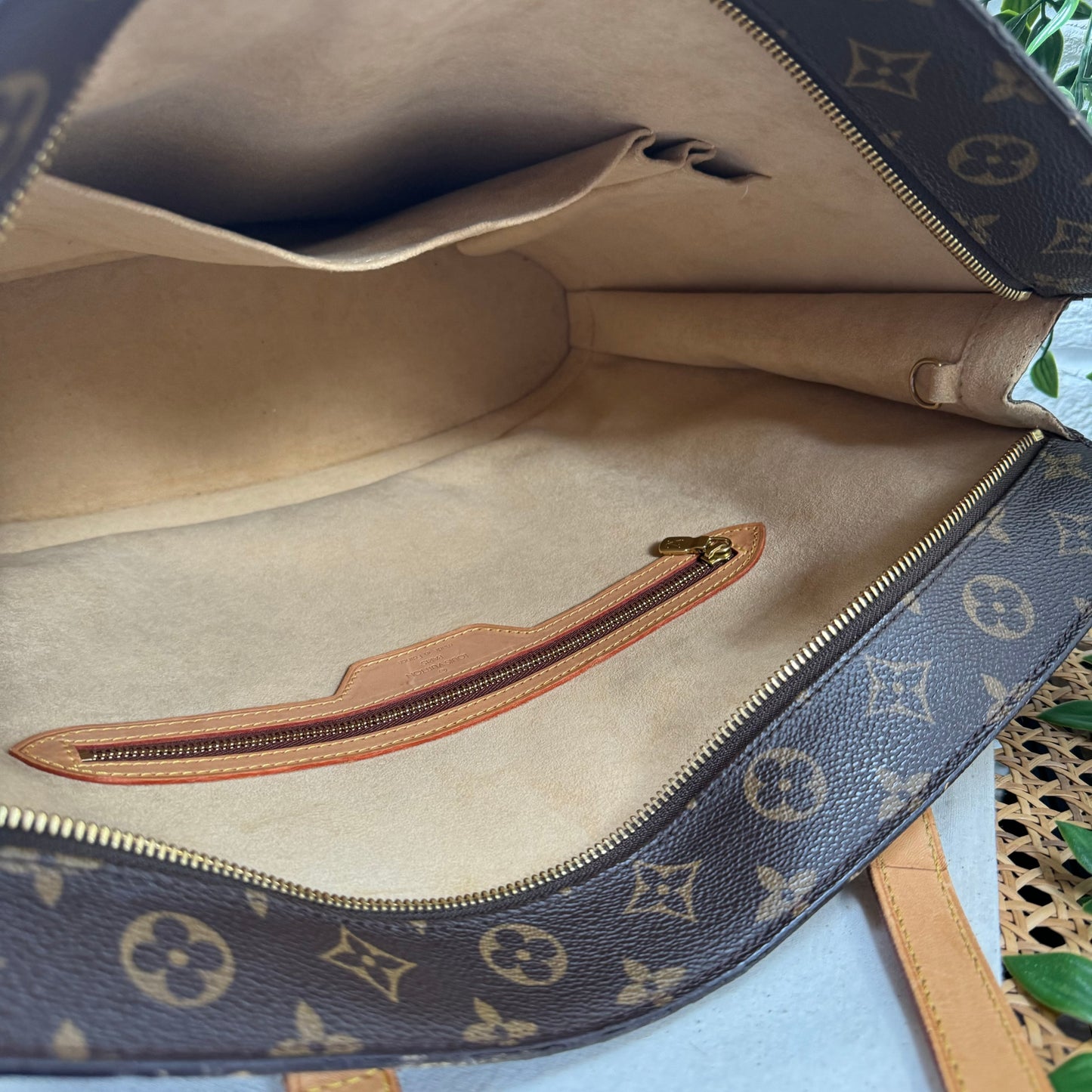 Louis Vuitton 1998 Babylon Tote