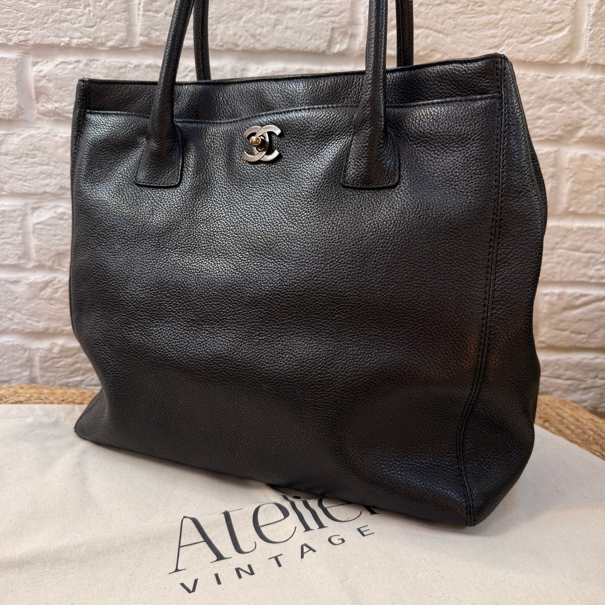 Chanel 2000 Tall Executive Cerf Tote