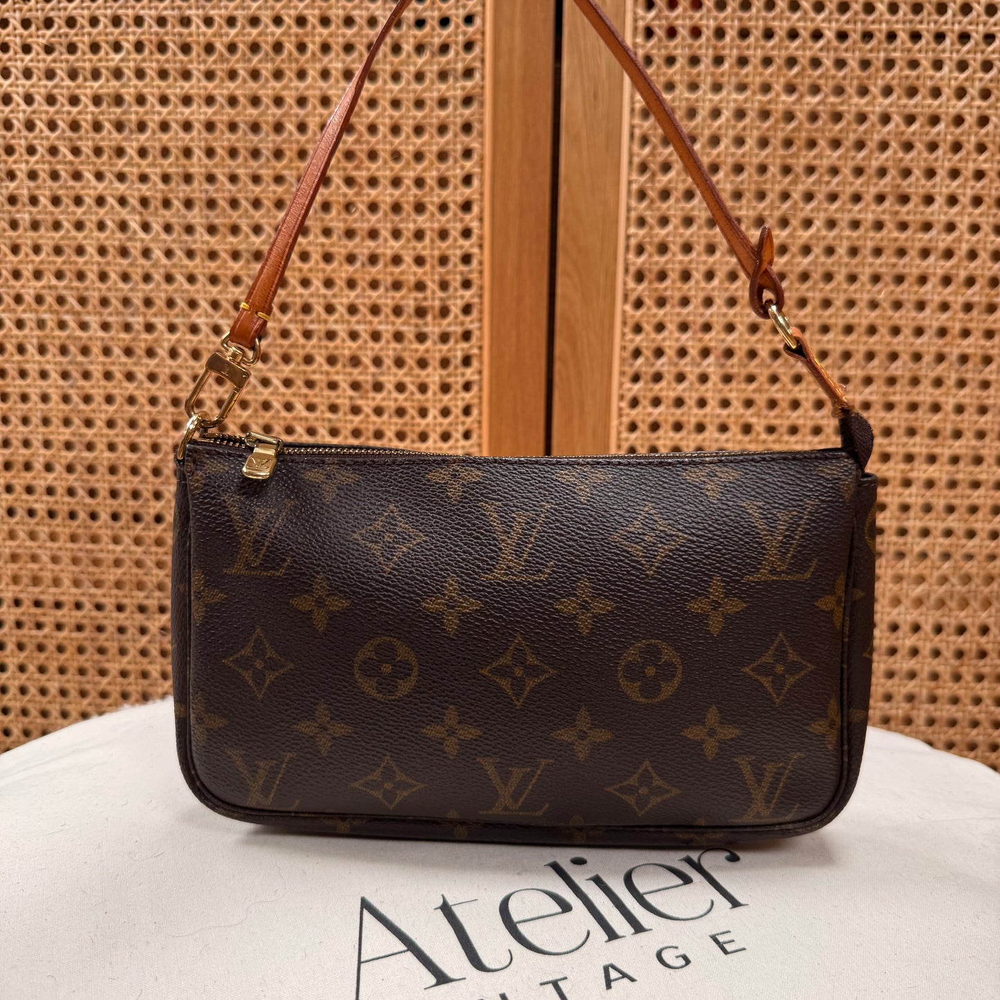 Louis Vuitton 1999 Pochette Accesssoires