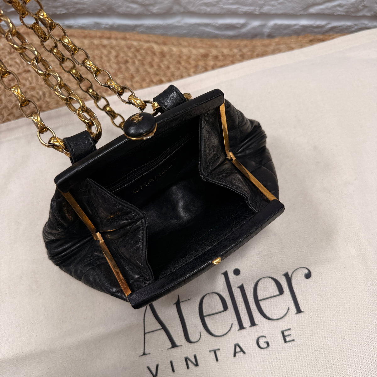 Chanel 1989 Rare Kisslock Bag