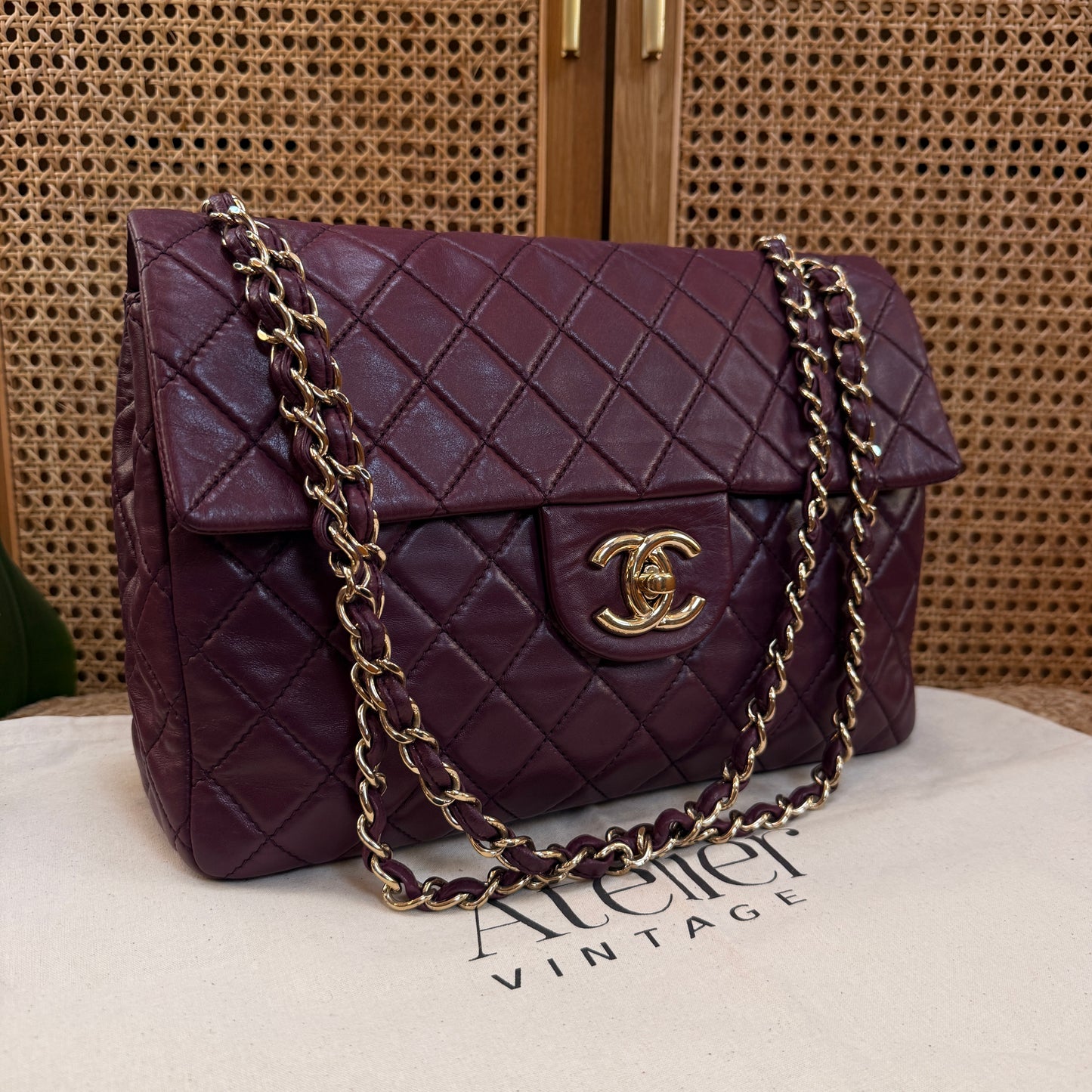 Chanel 2008 Maxi XL Raisin