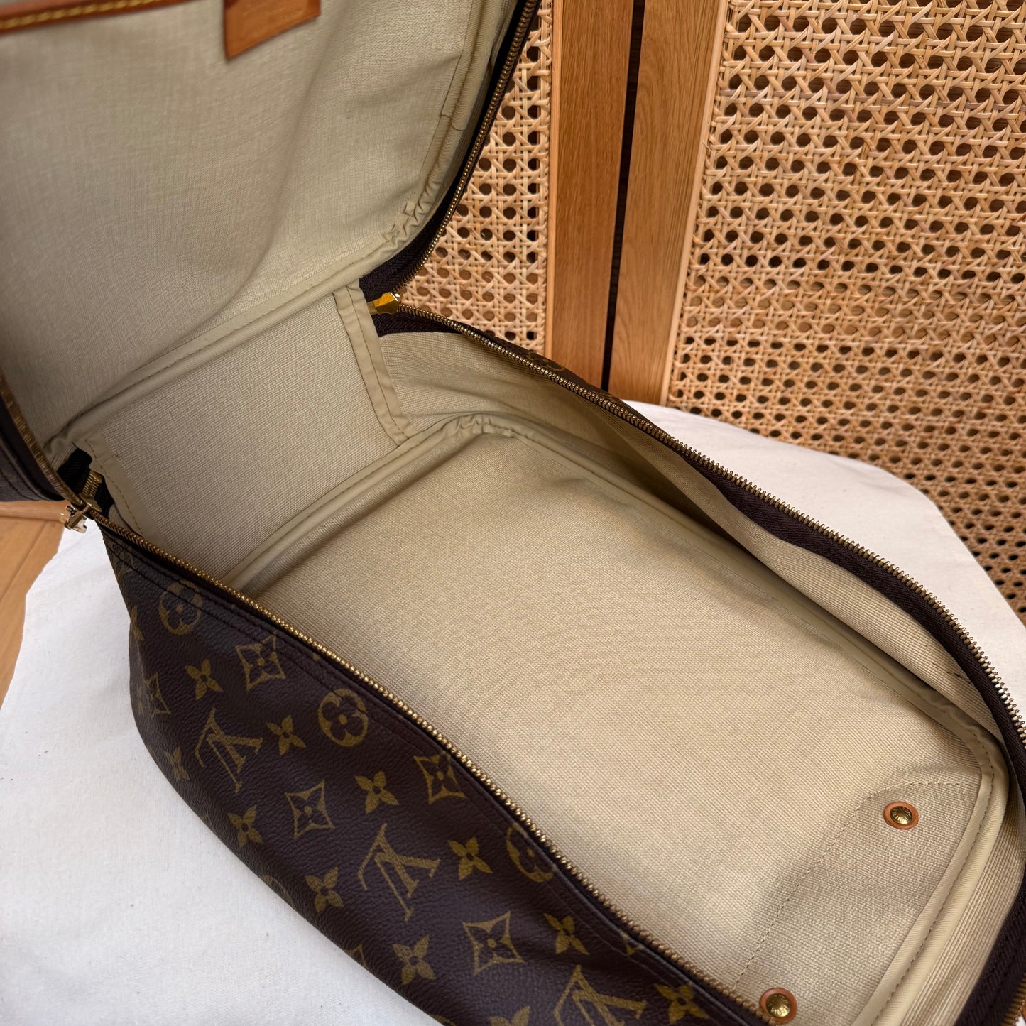 Louis Vuitton 1995 Excursion