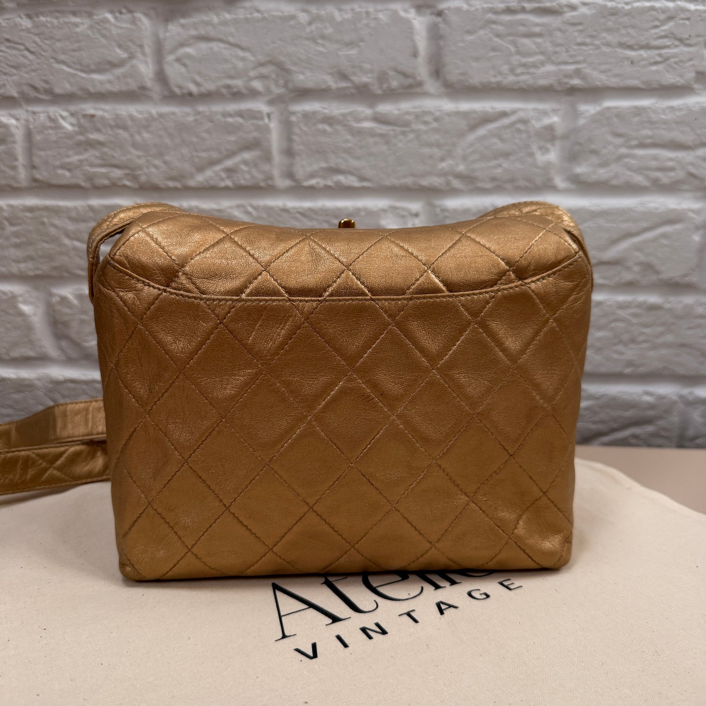 Chanel 1991 CC Turnlock closure cross body in gold Lambskin leather & 24k gold hardware