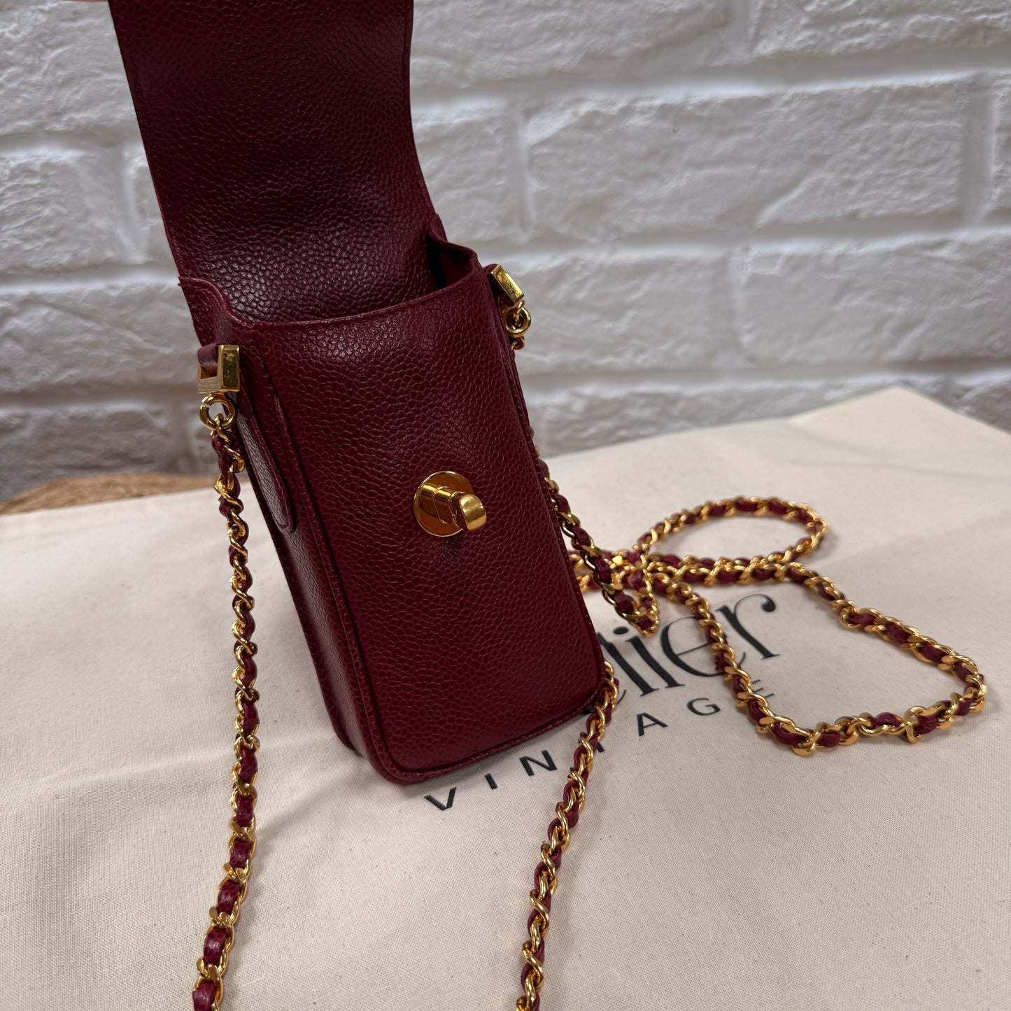 Chanel 1994 Caviar Pochette - Bordeaux Caviar Leather & 24k gold hardware