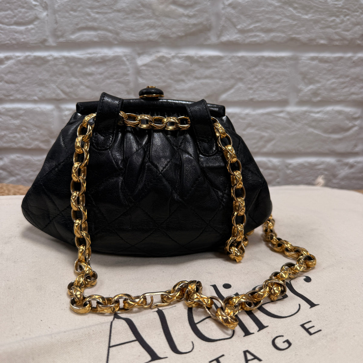 Chanel 1989 Rare Kisslock Bag