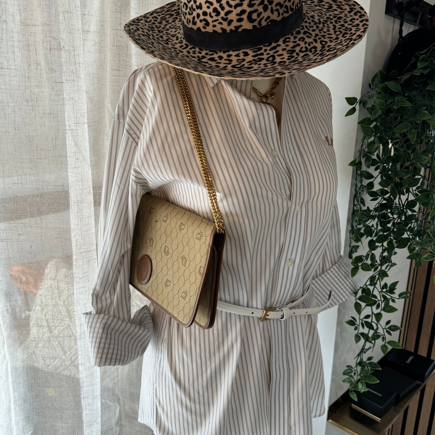 Dior 1980s Beige Honeycomb Two Way Chain Strap Bag
