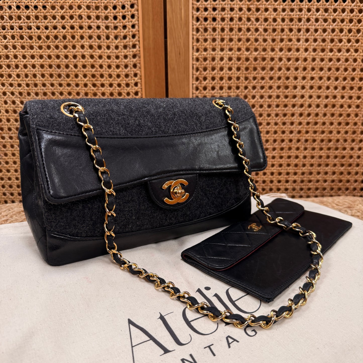 Chanel 1989 Rare Charcoal Tweed Wood & Black Leather Single flap & Purse Set