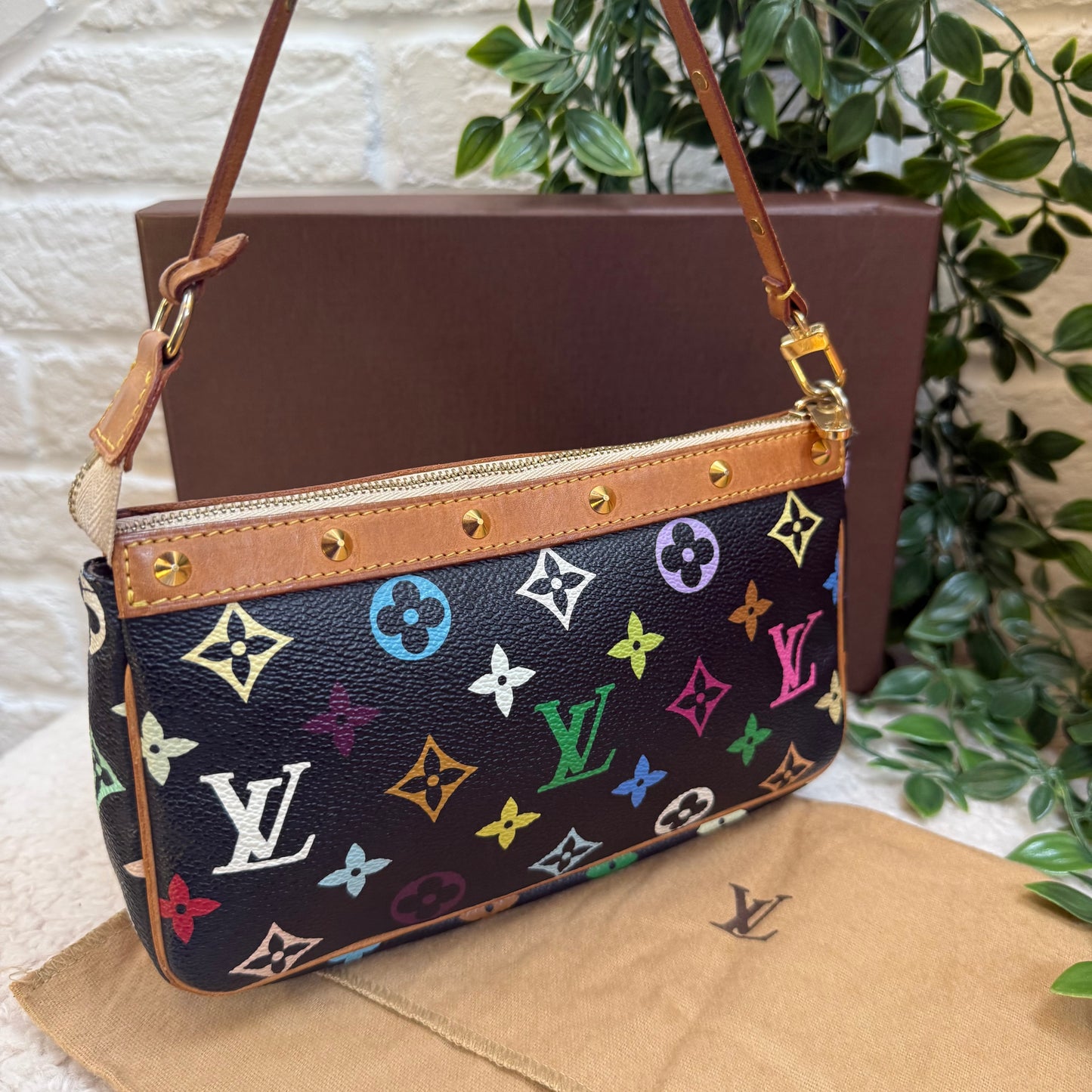 Louis Vuitton 2003 Murakami Black Multi Color Pochette Accesssoires