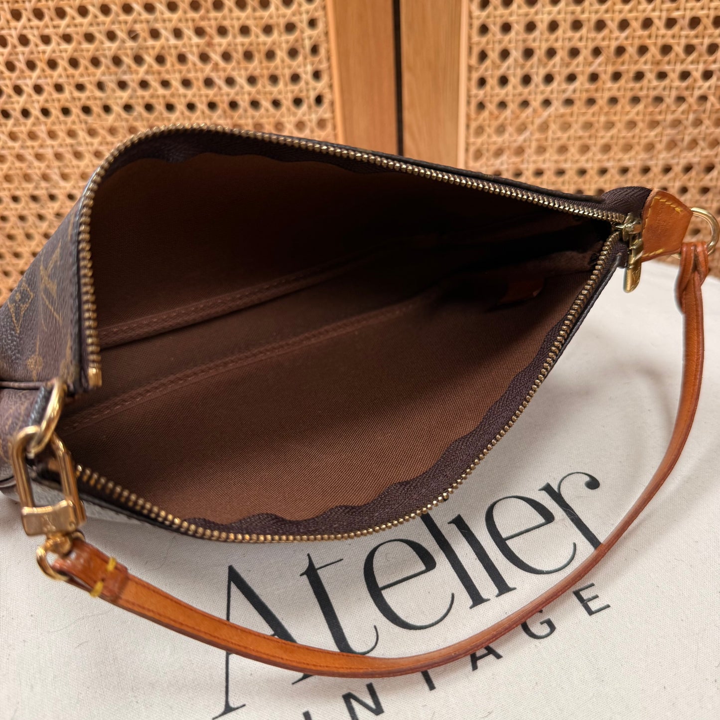 Louis Vuitton 1999 Pochette Accesssoires