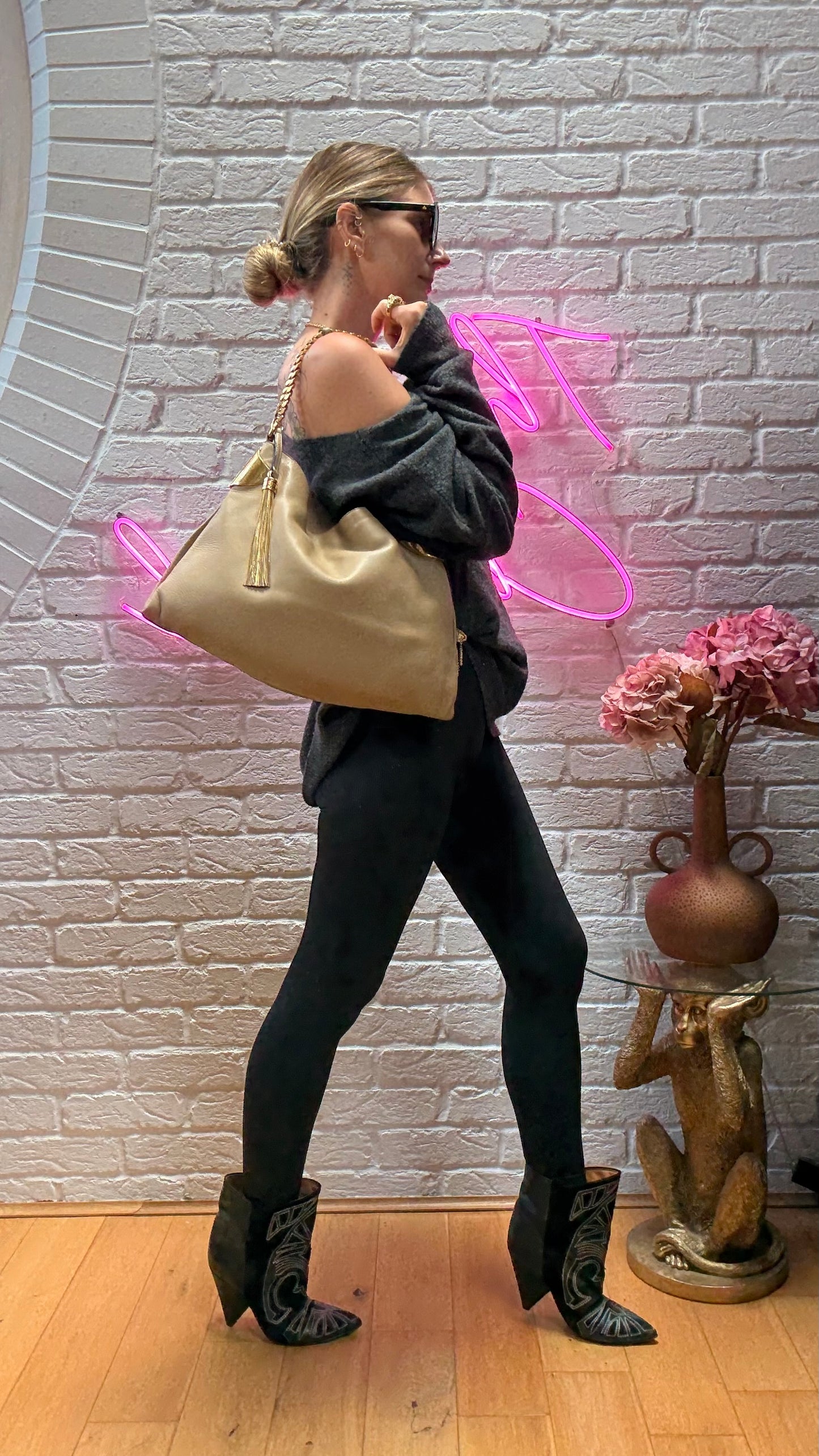 Gucci 1970 Tassel Hobo Tote