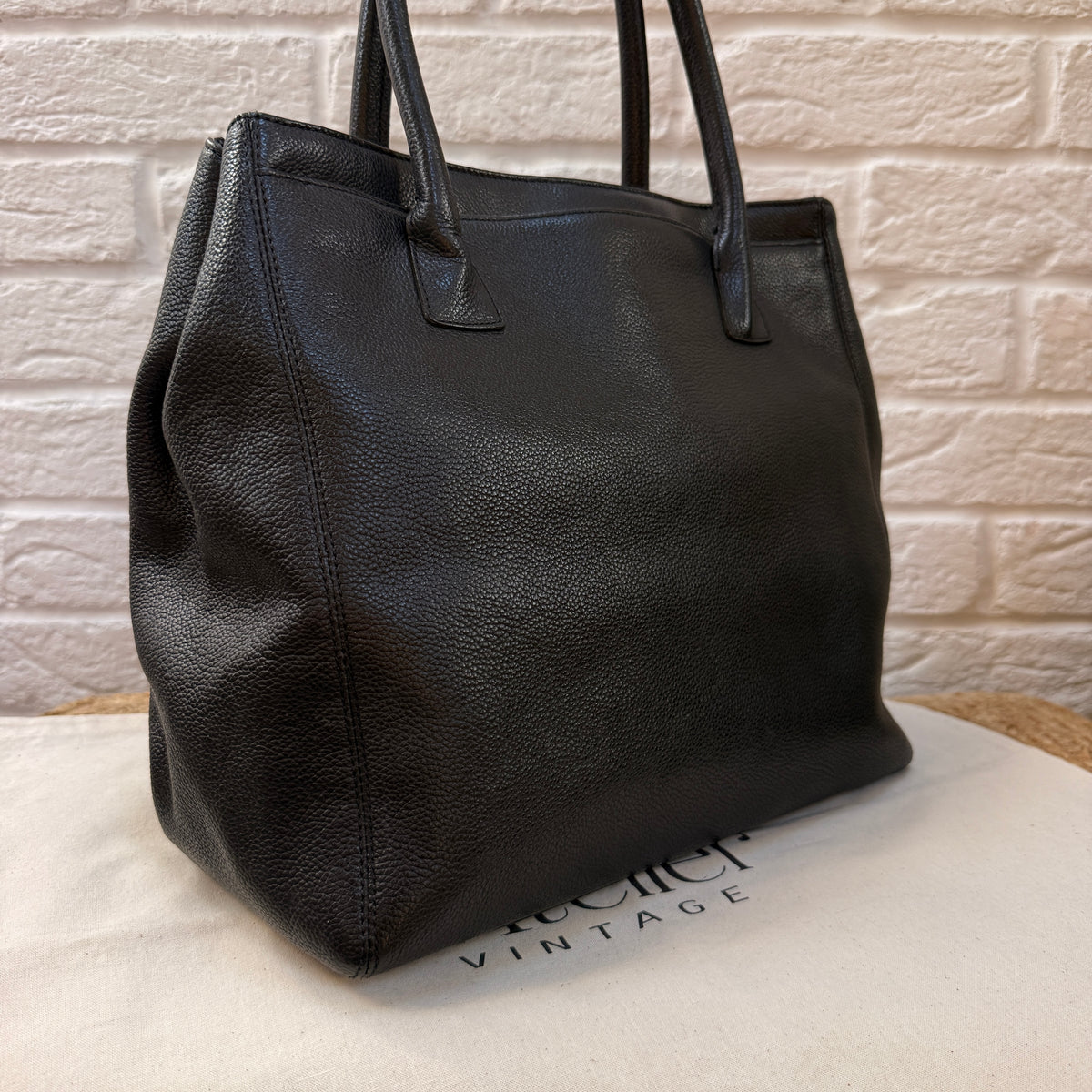 Chanel 2000 Tall Executive Cerf Tote