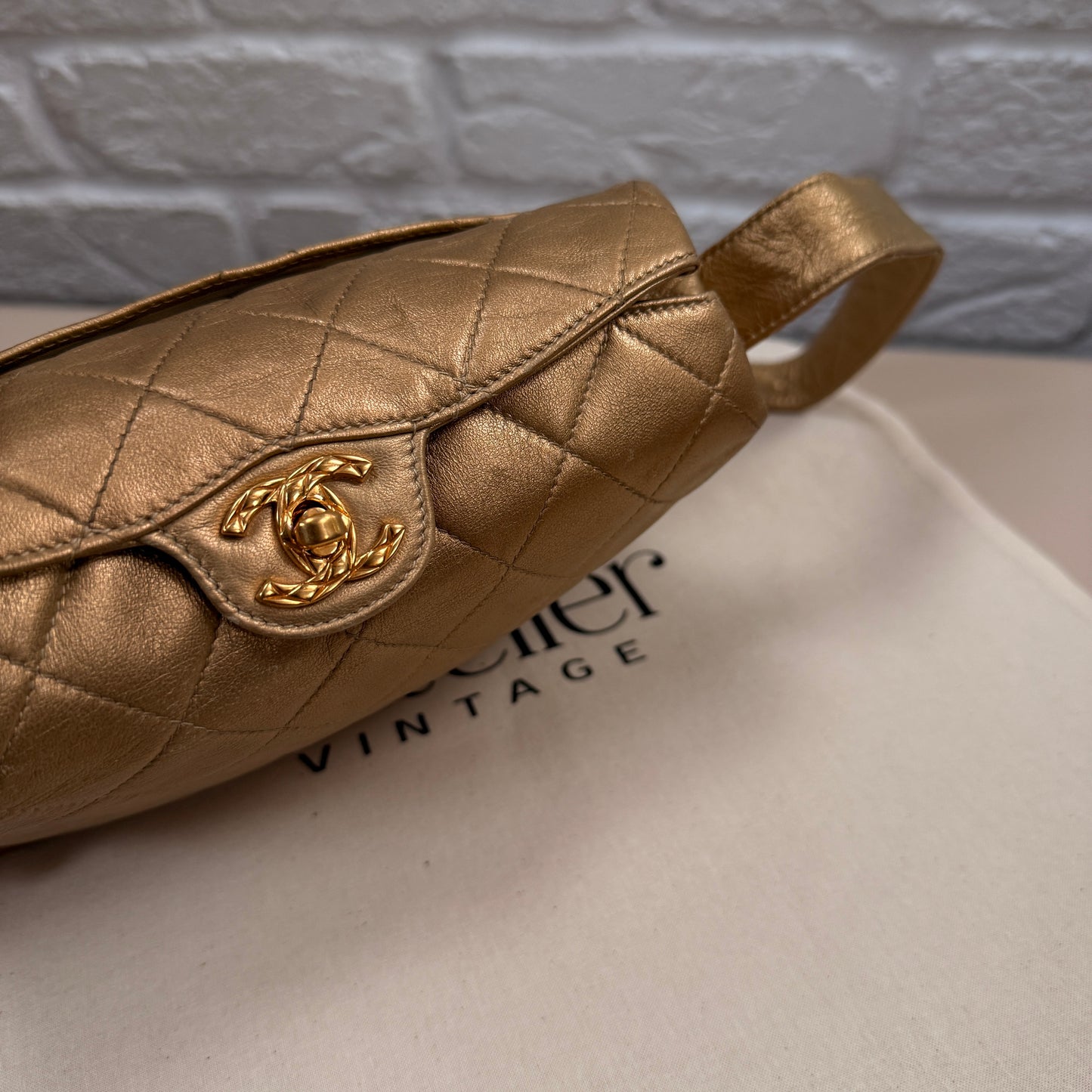 Chanel 1991 CC Turnlock closure cross body in gold Lambskin leather & 24k gold hardware