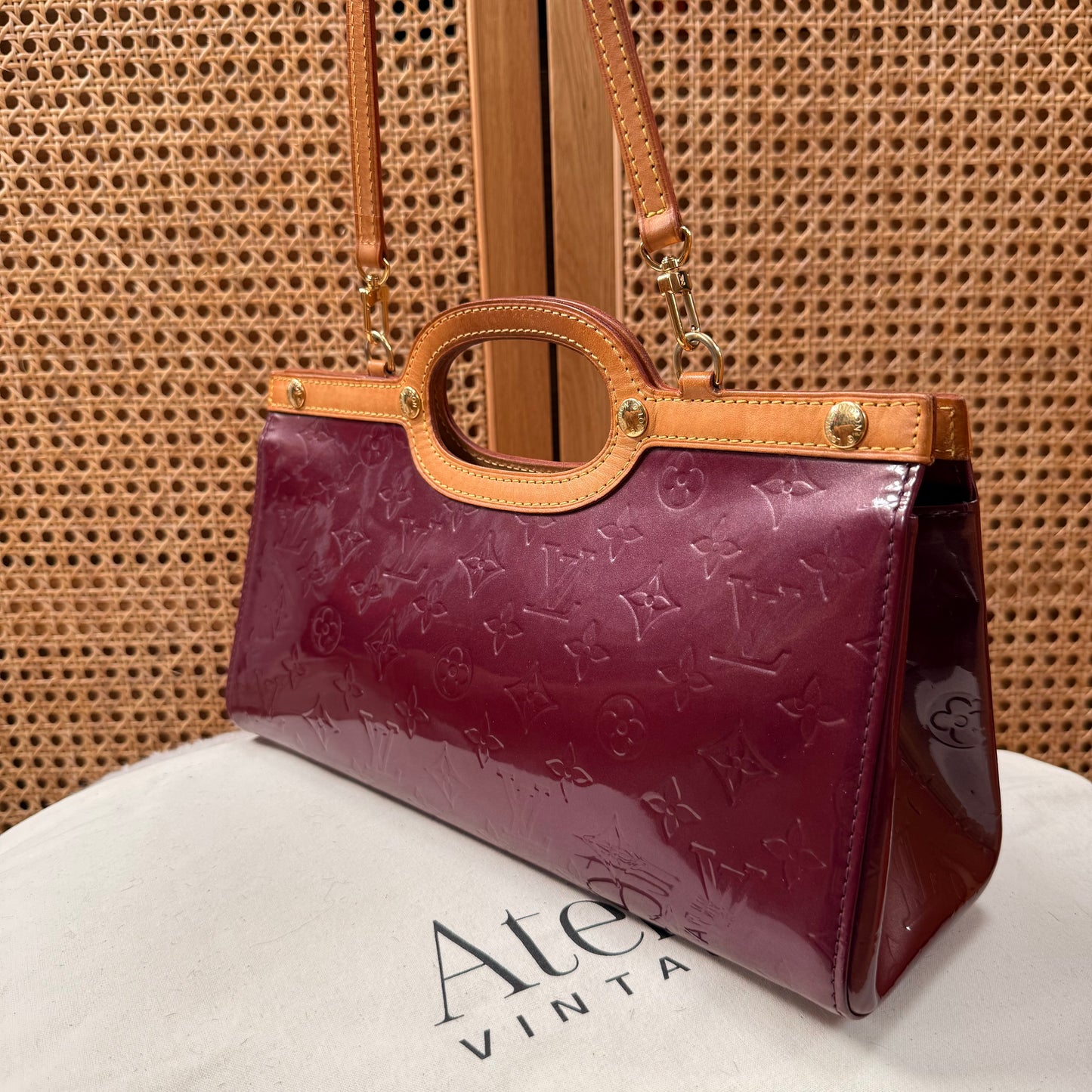 Louis Vuitton LOUIS VUITTON 2008 Bordeaux Roxburgh Vernis & Leather Two way