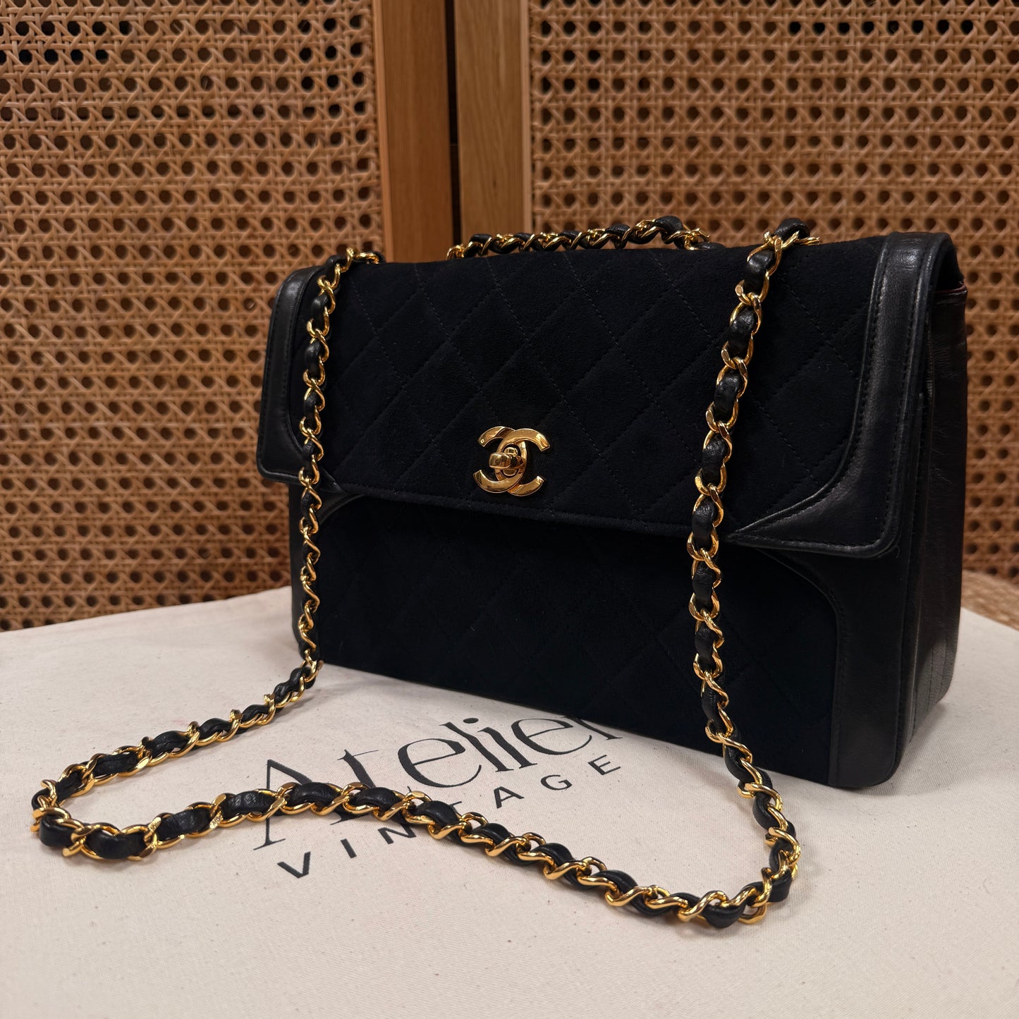 Chanel 1986 rare & limited edition single flap in black suede & Lambskin leather