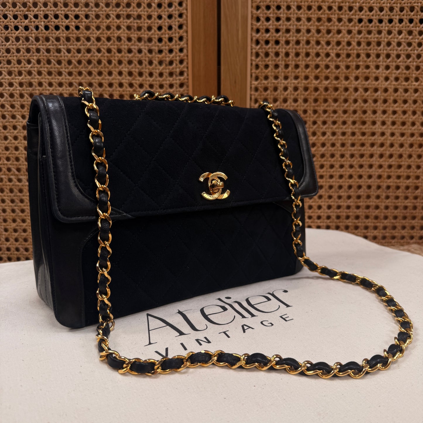 Chanel 1986 rare & limited edition single flap in black suede & Lambskin leather