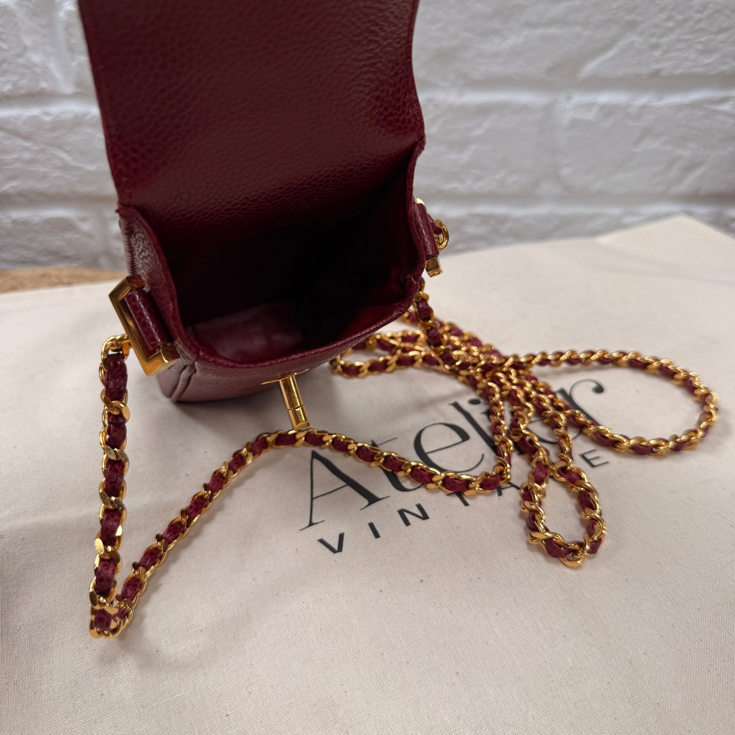 Chanel 1994 Caviar Pochette - Bordeaux Caviar Leather & 24k gold hardware