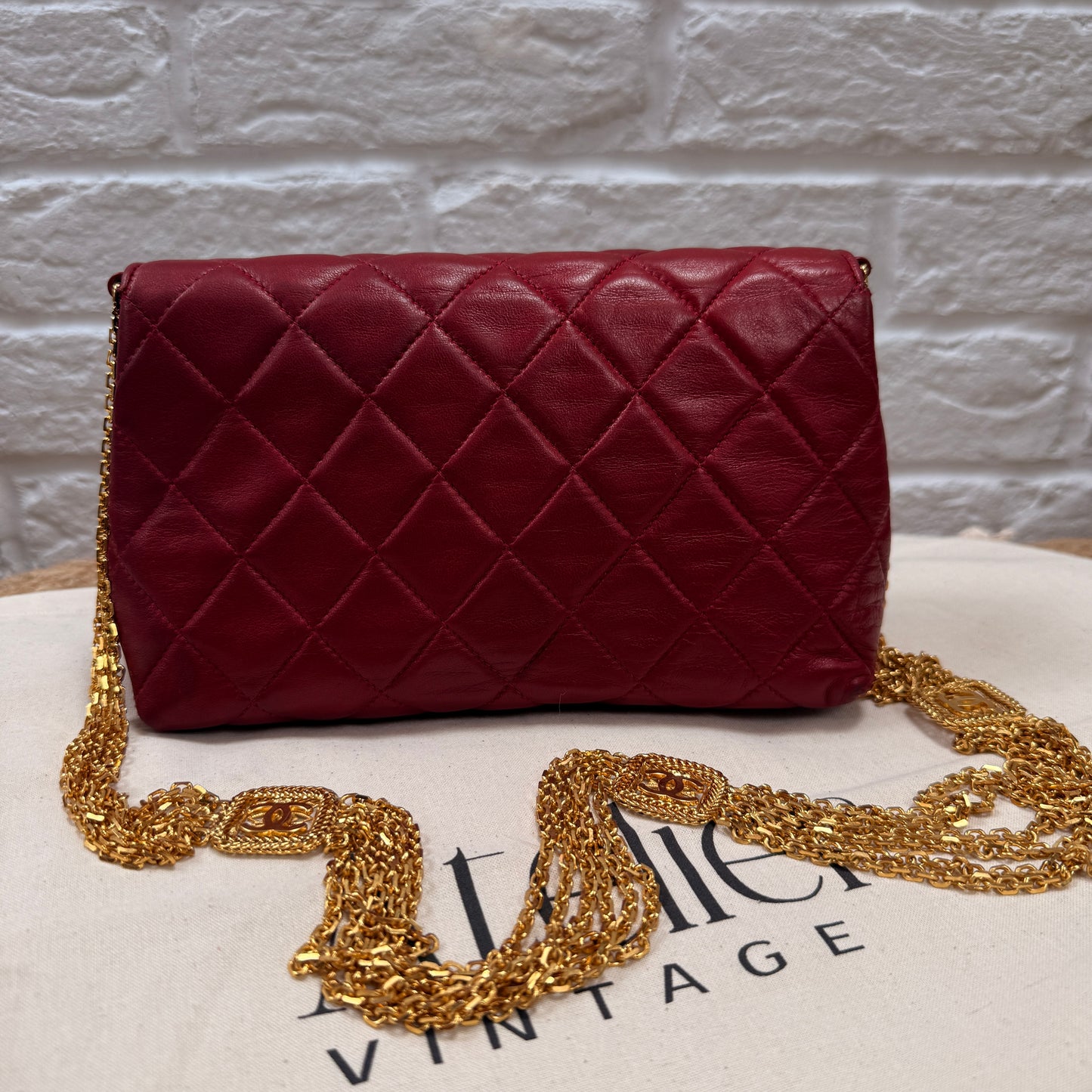 Chanel ULTRA RARE 1986 Single Flap with six strand 24k gold plated chain with CC logo stations