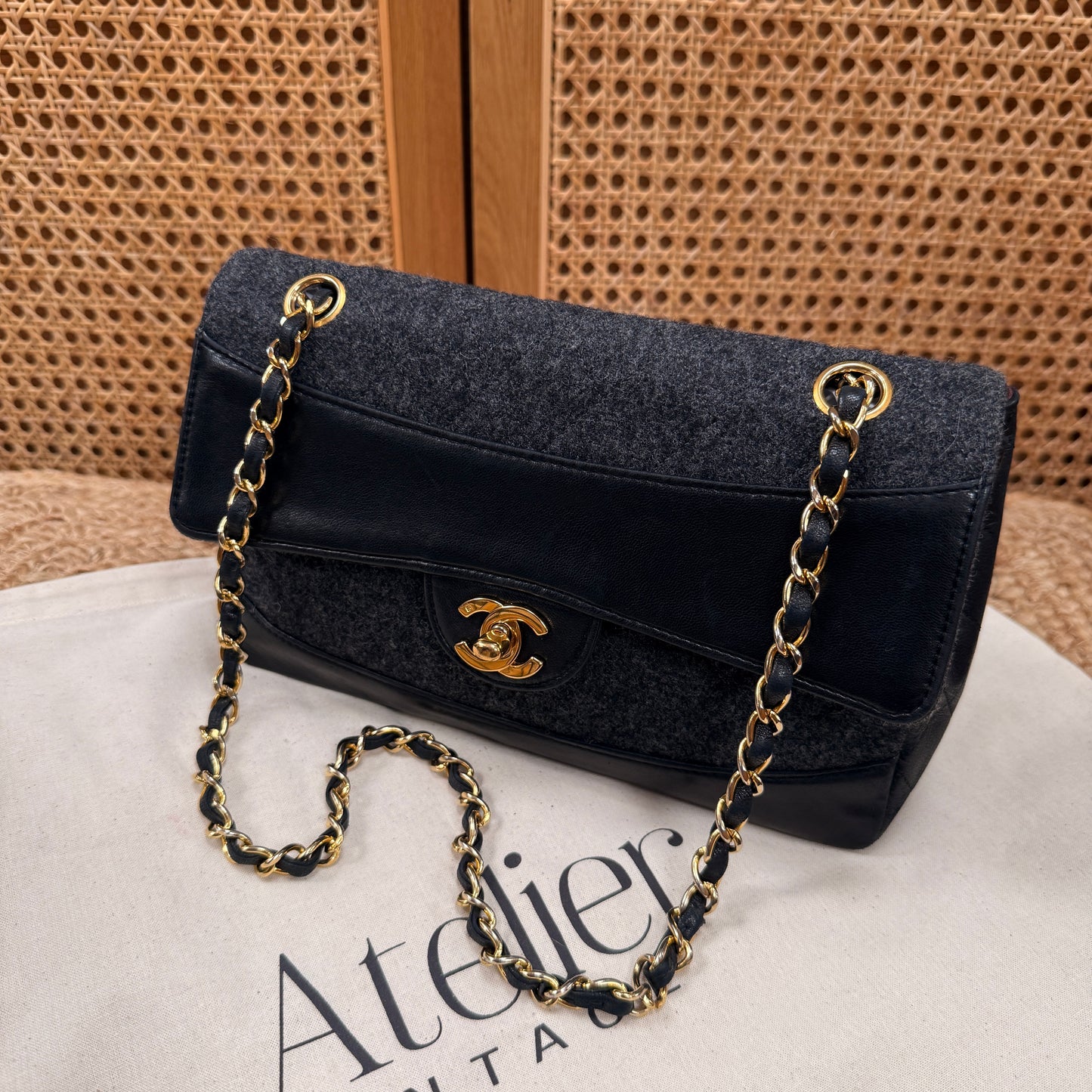 Chanel 1989 Rare Charcoal Tweed Wood & Black Leather Single flap & Purse Set