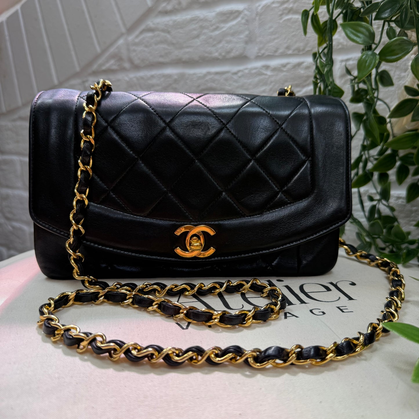 Chanel 1991 Vintage Classic Diana Small