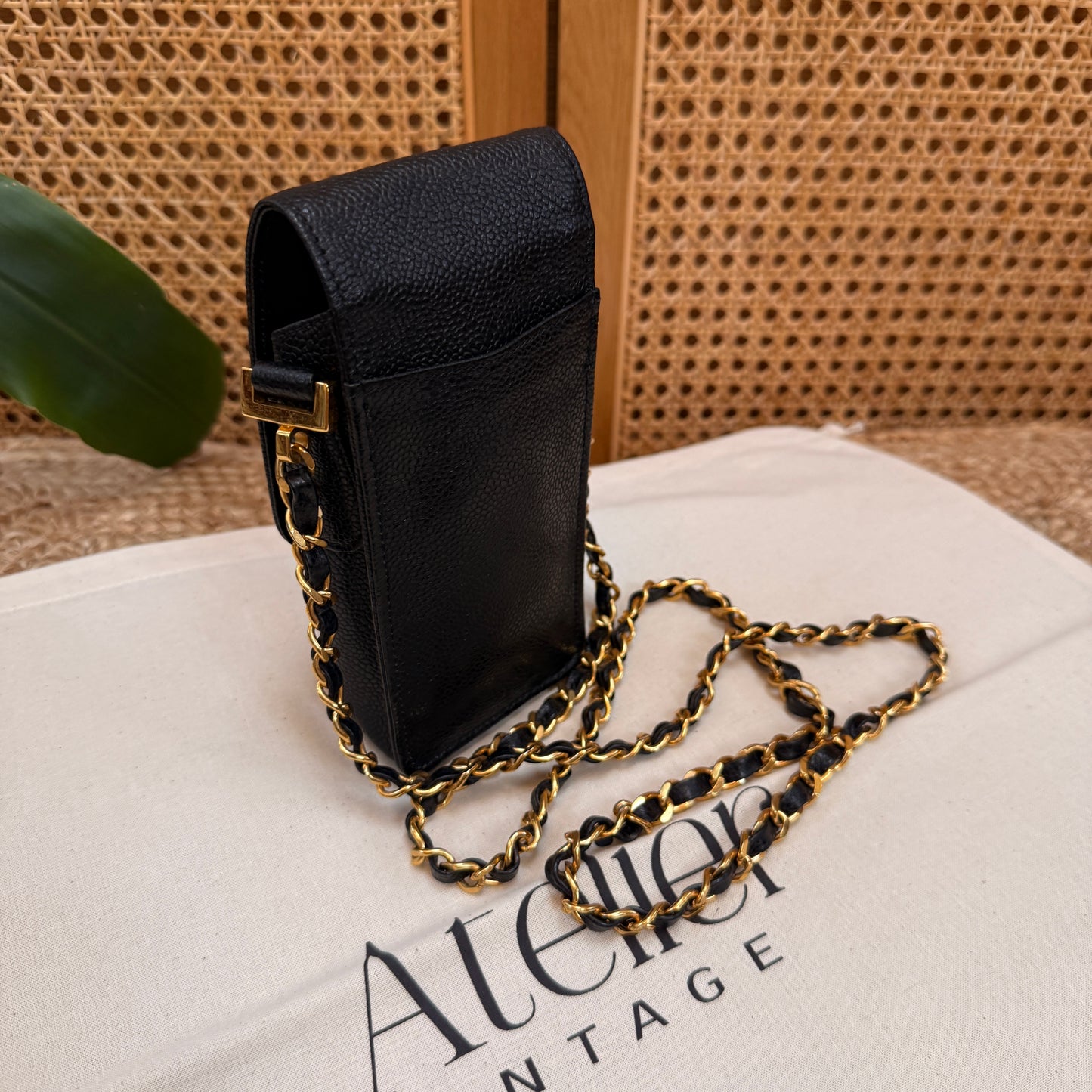 Chanel 1994 Caviar Pochette - Black Caviar Leather & 24k gold hardware