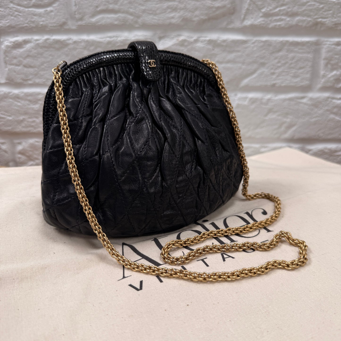 Chanel ULTRA RARE Early 1980s Navy Lambskin & Lizard Skin Kiss lock Frame Bag