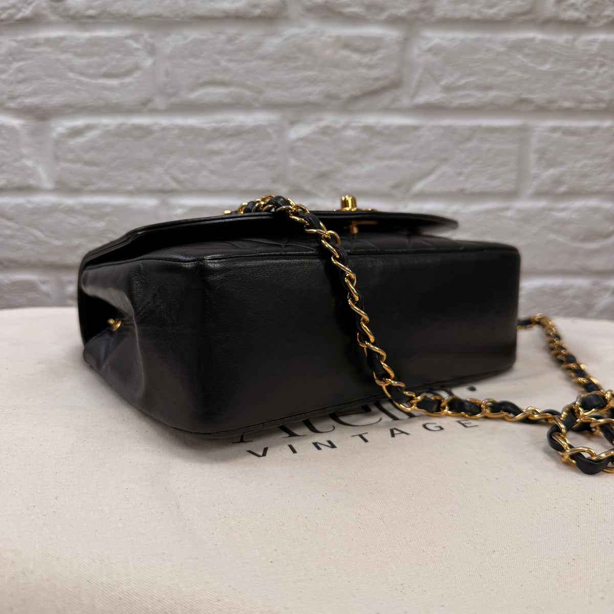 Chanel 1991 Vintage Classic Diana Small