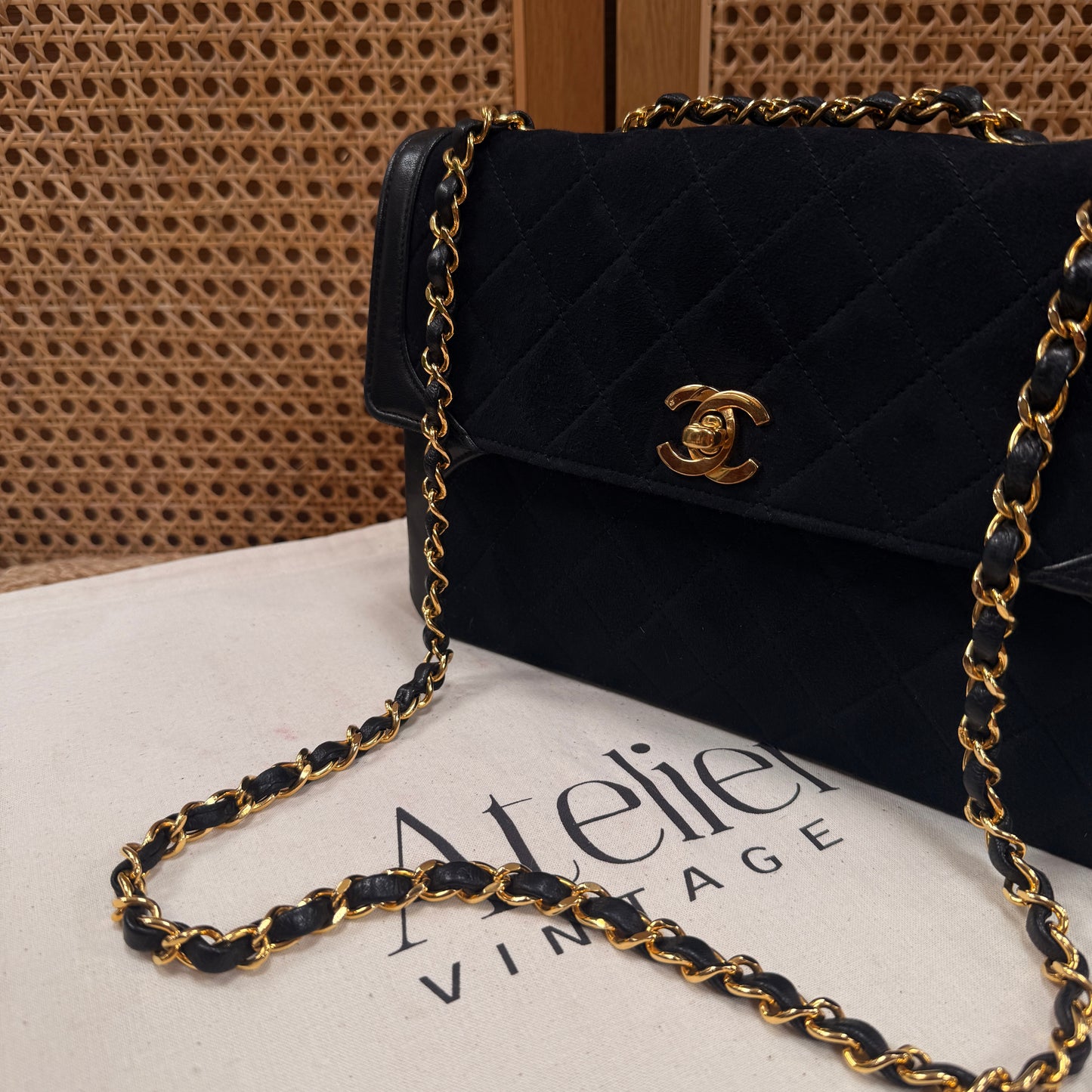 Chanel 1986 rare & limited edition single flap in black suede & Lambskin leather