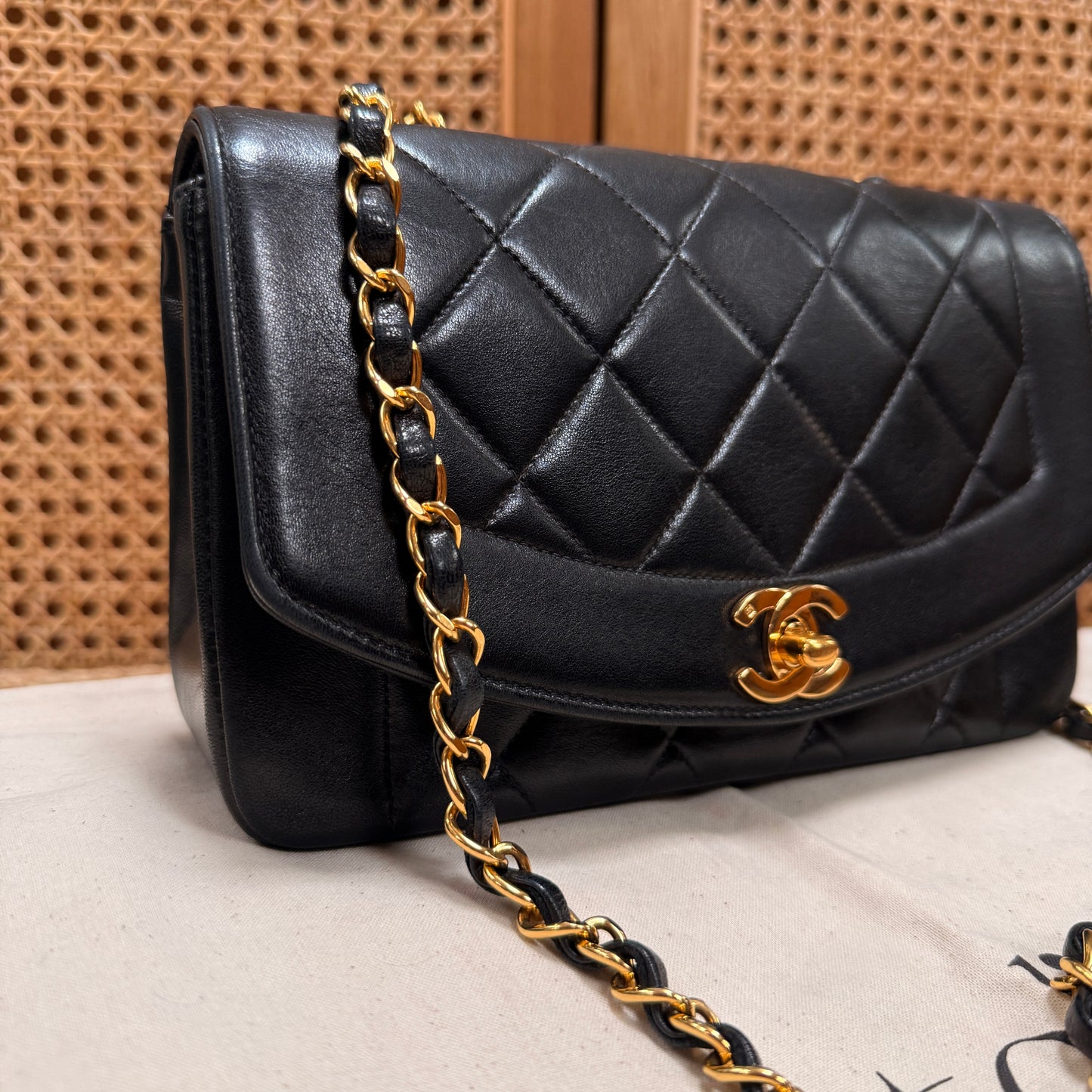 Chanel 1991 Vintage Classic Diana Small
