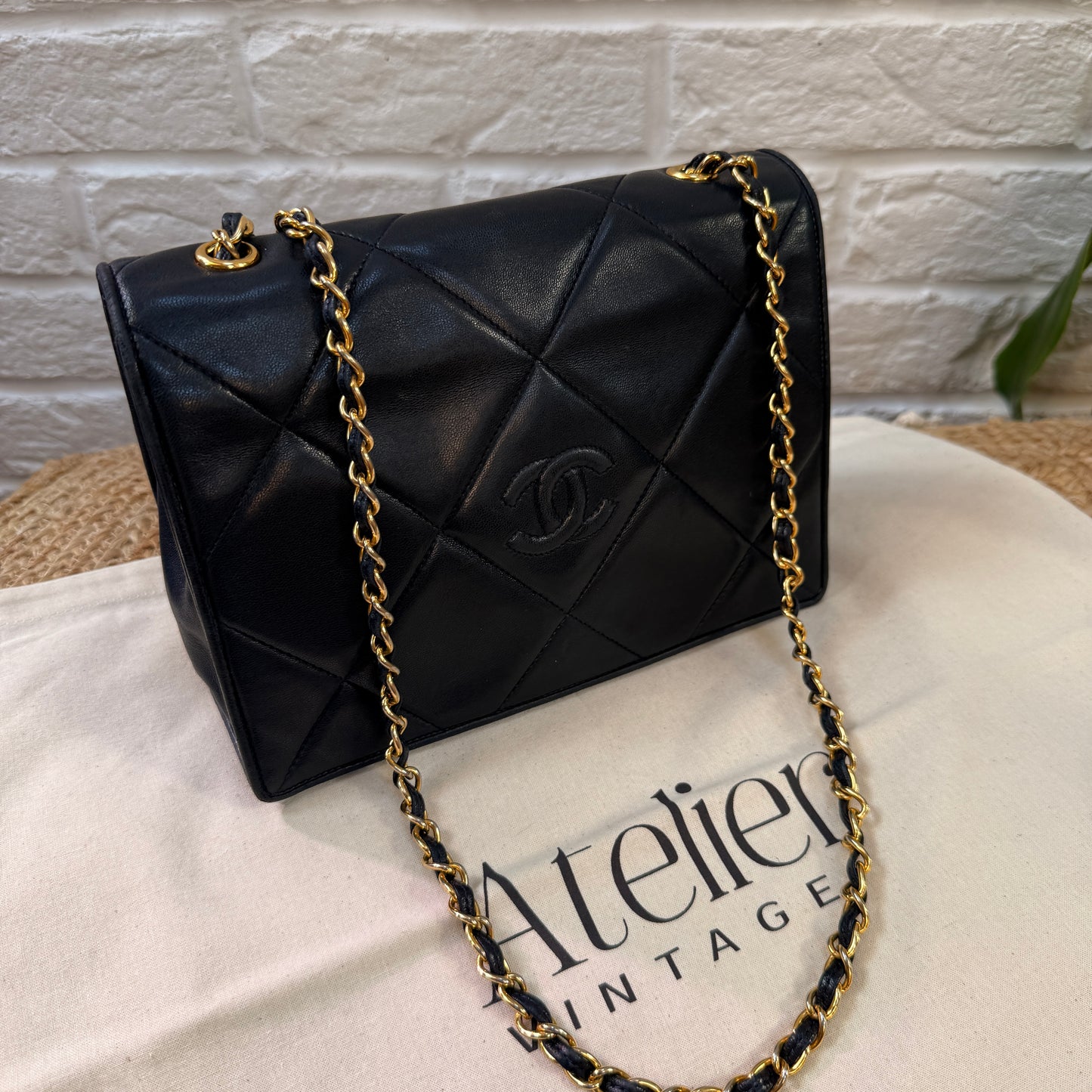 Chanel 1986 Navy Lambskin Full flap in diamond quilting