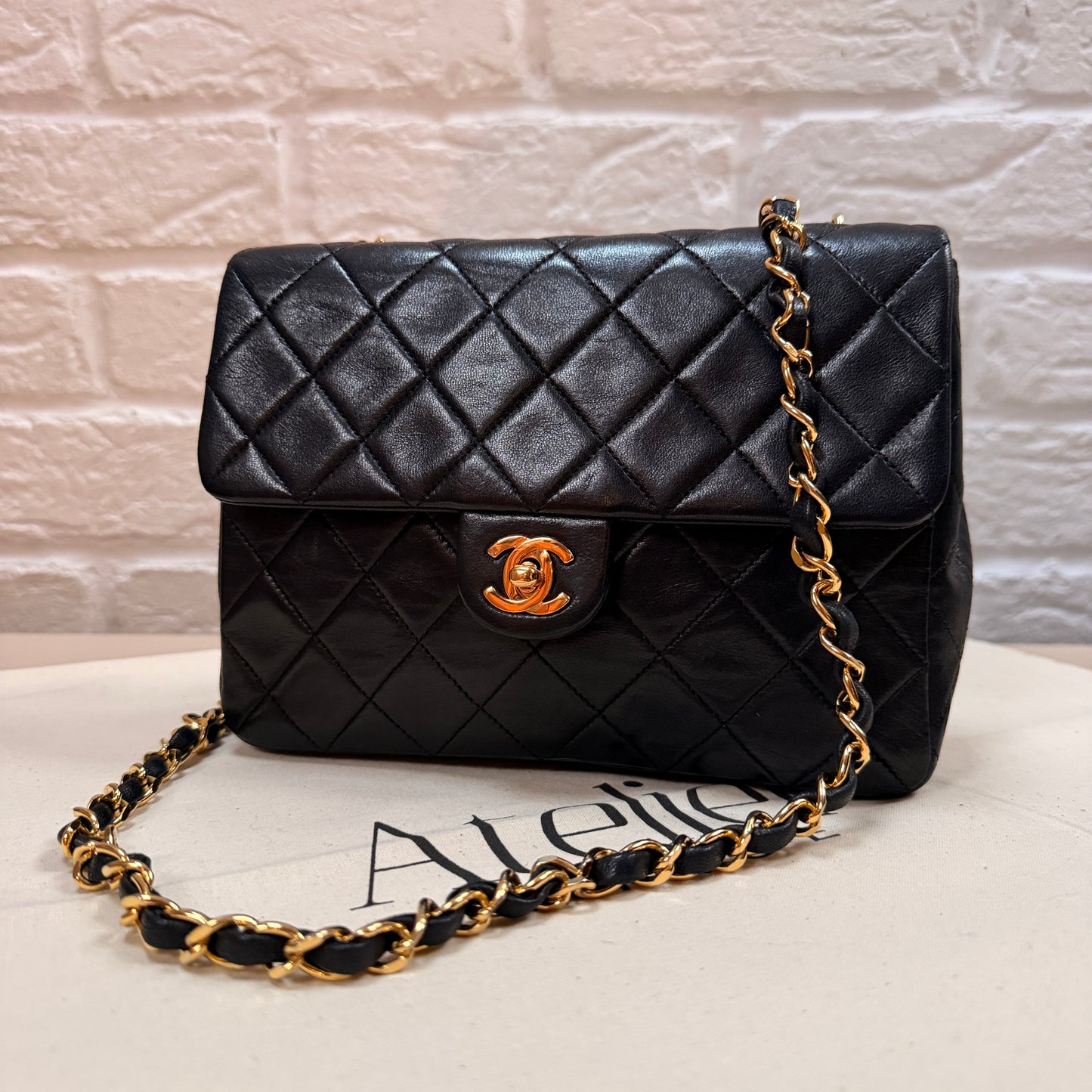 Chanel 1991 Classic Square Single Flap Medium black
