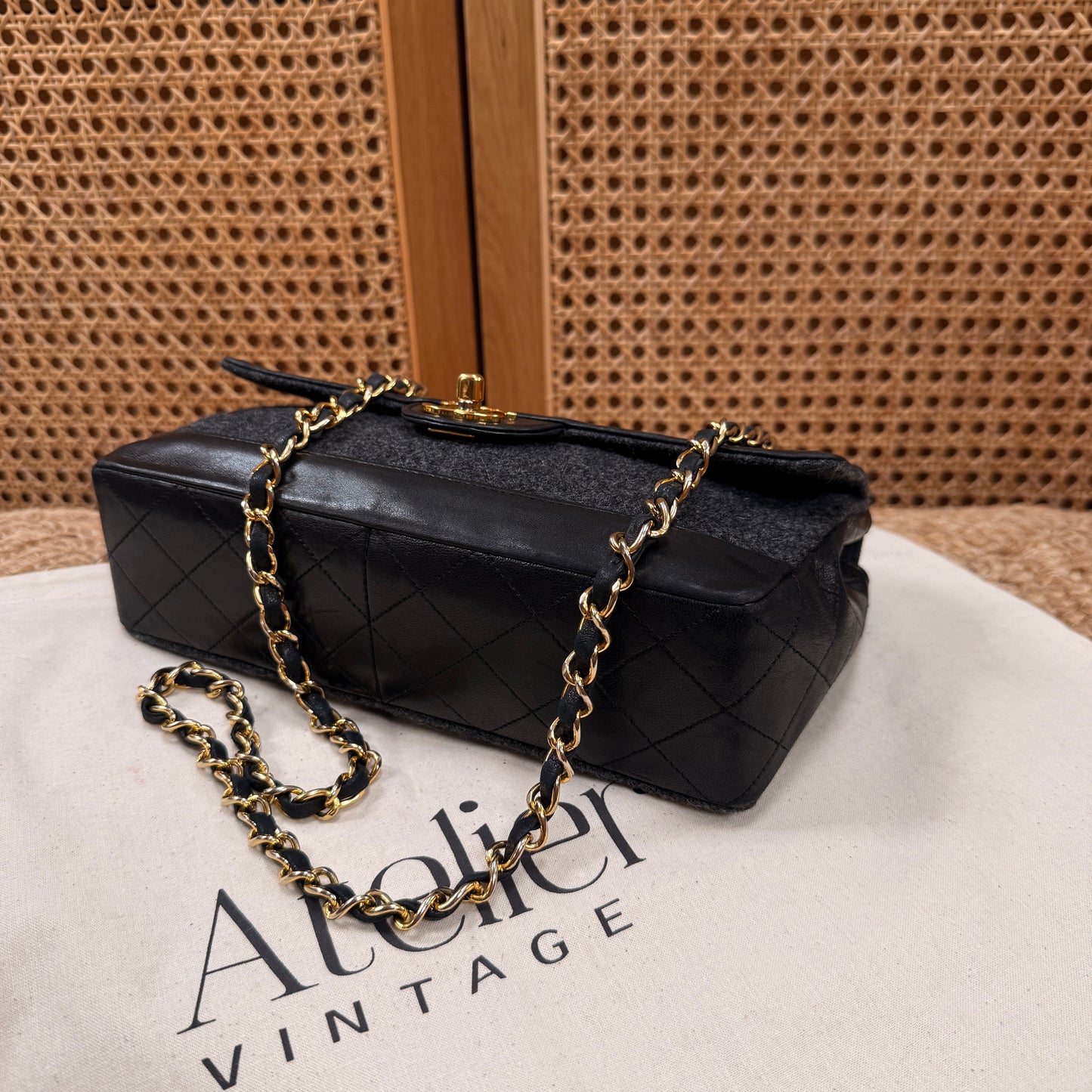 Chanel 1989 Rare Charcoal Tweed Wood & Black Leather Single flap & Purse Set