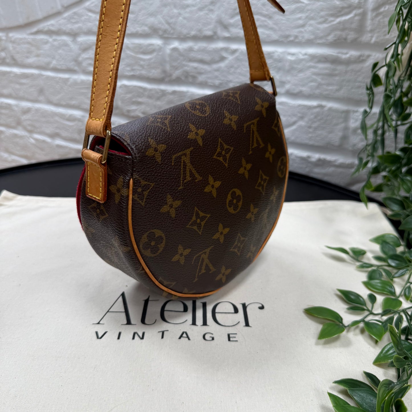 Louis Vuitton 2004 Louis Vuitton Tambourin cross body